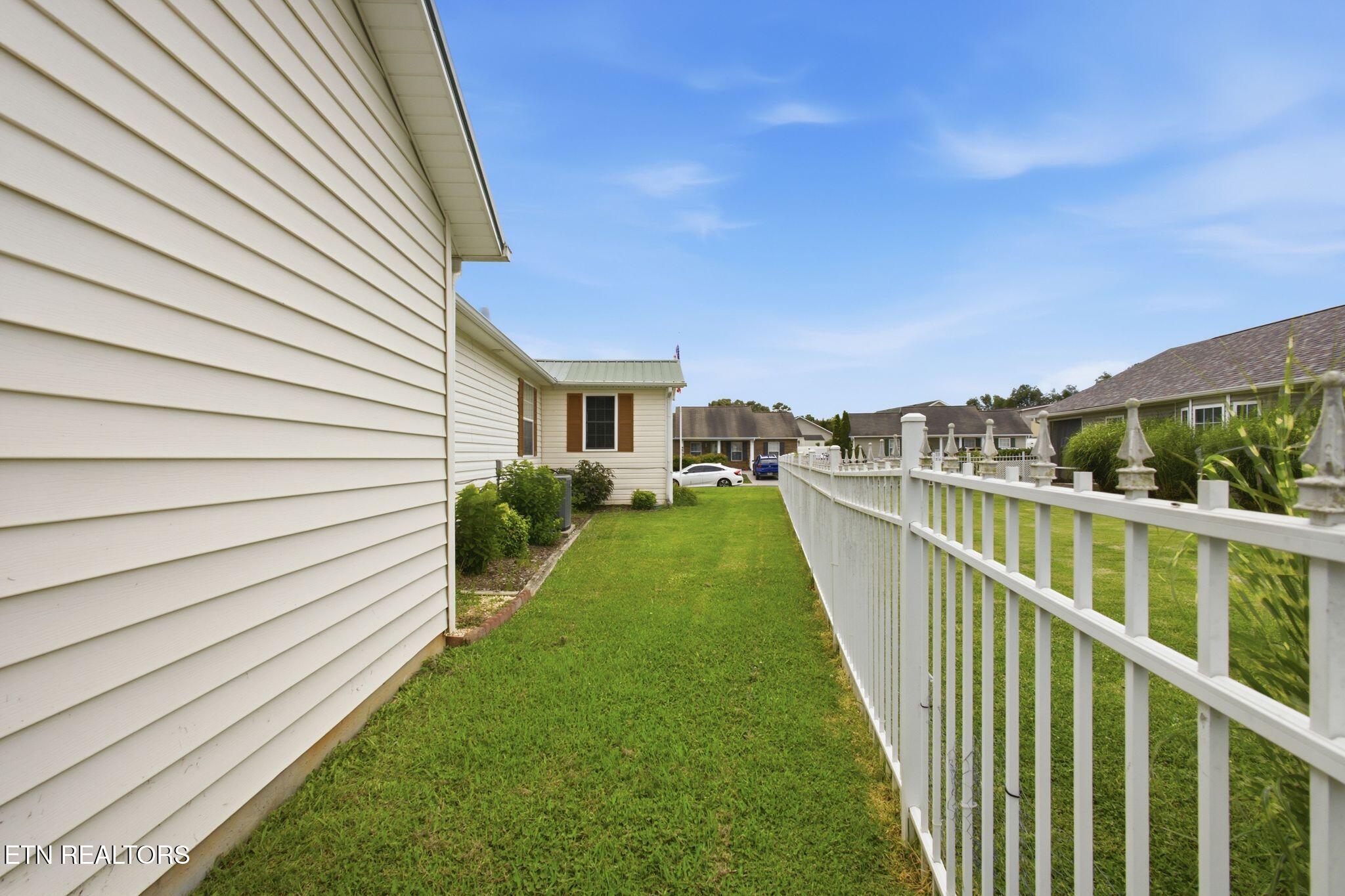 2518 Sportsmans Way Sevierville TN 37876