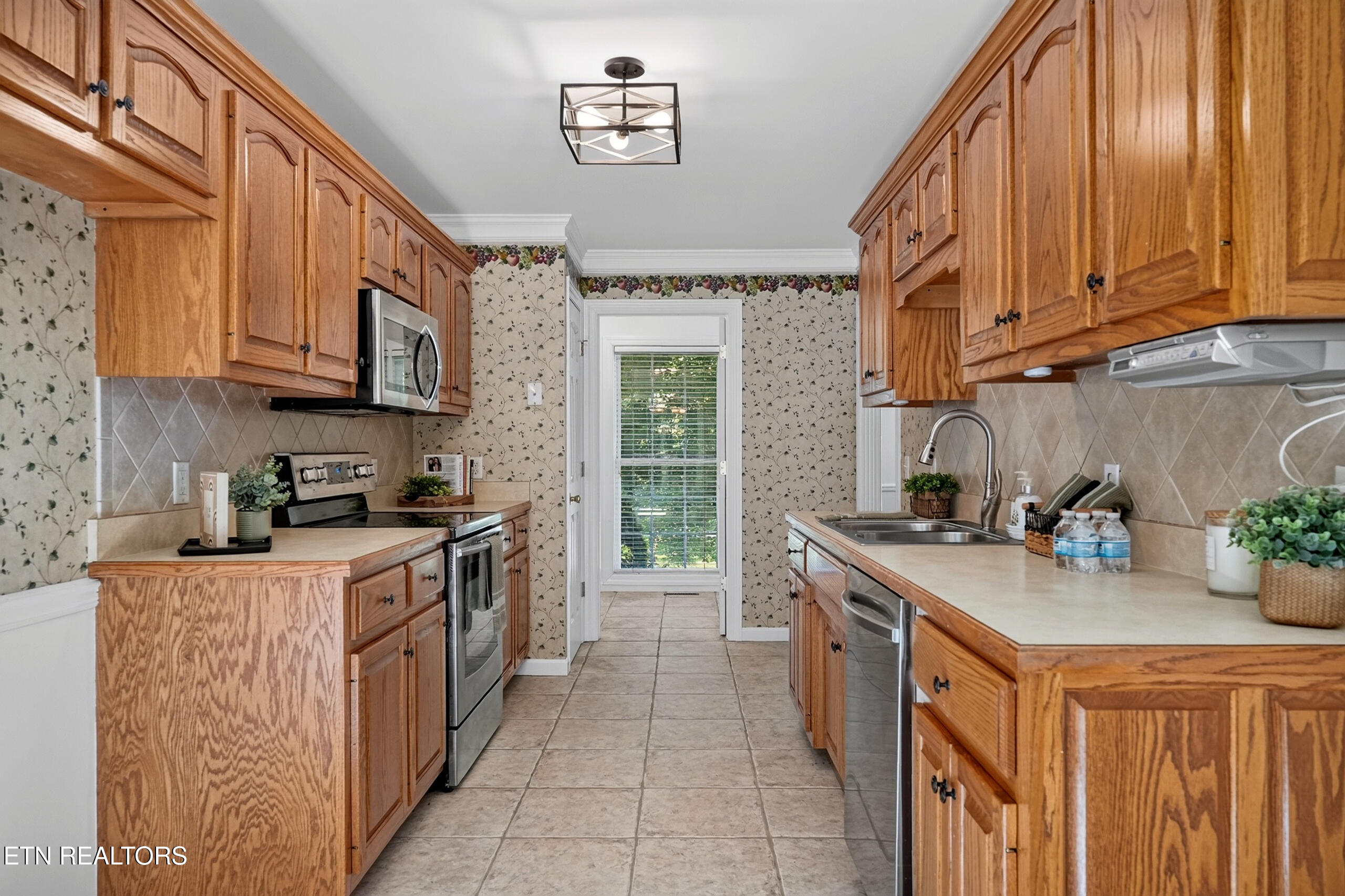 1920 Bay View Drive Cookeville TN 38506
