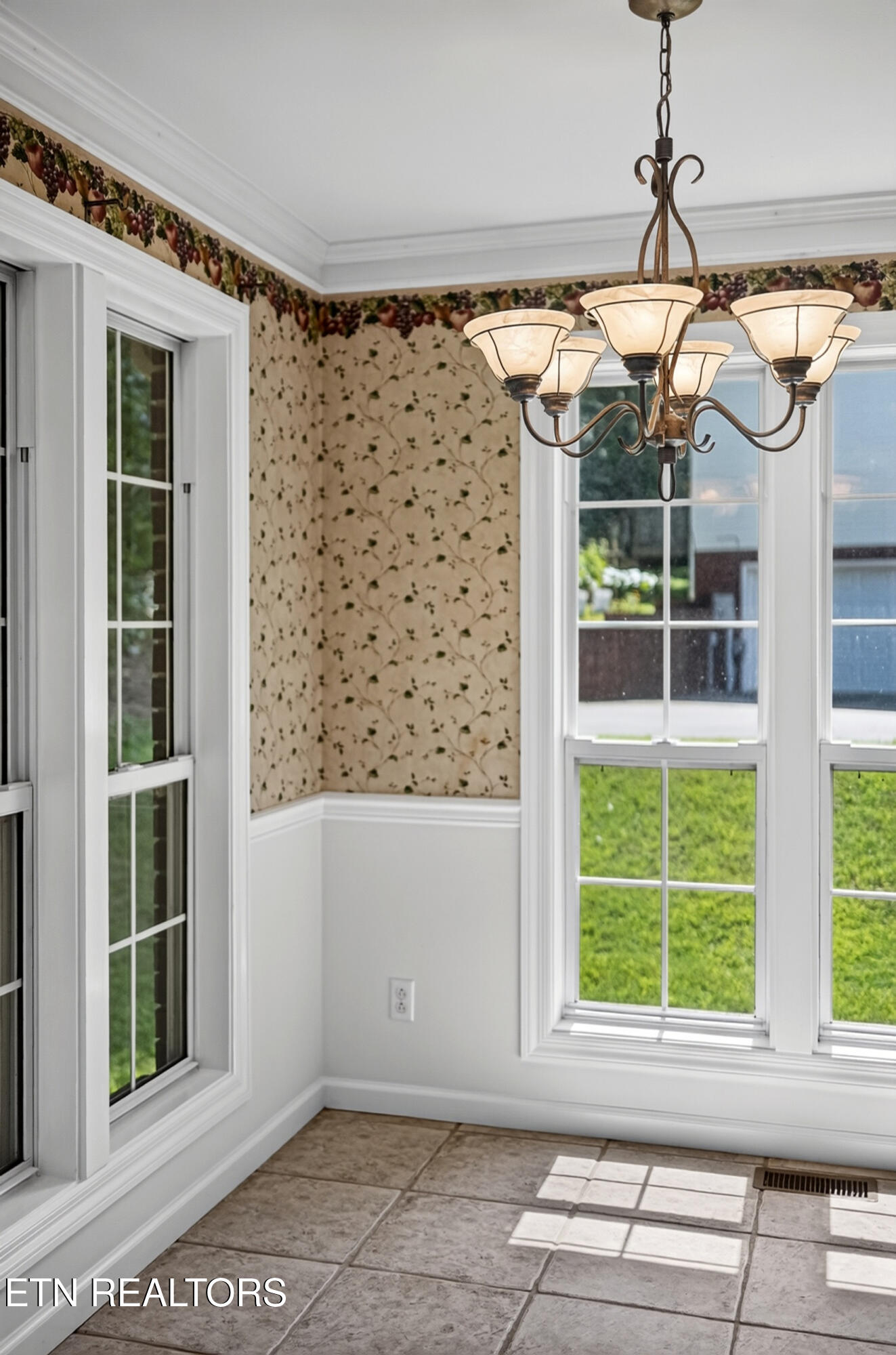 1920 Bay View Drive Cookeville TN 38506