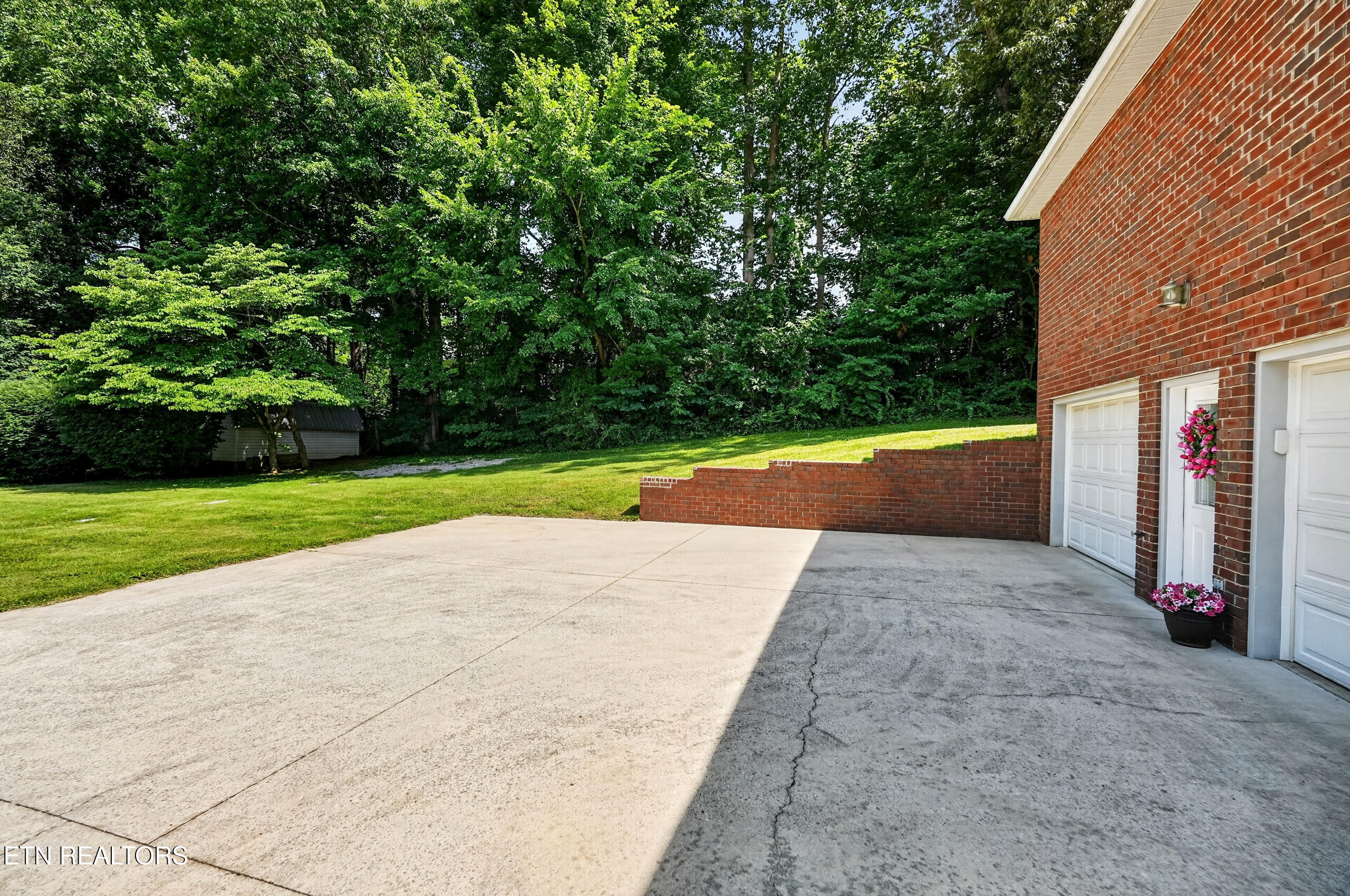1920 Bay View Drive Cookeville TN 38506
