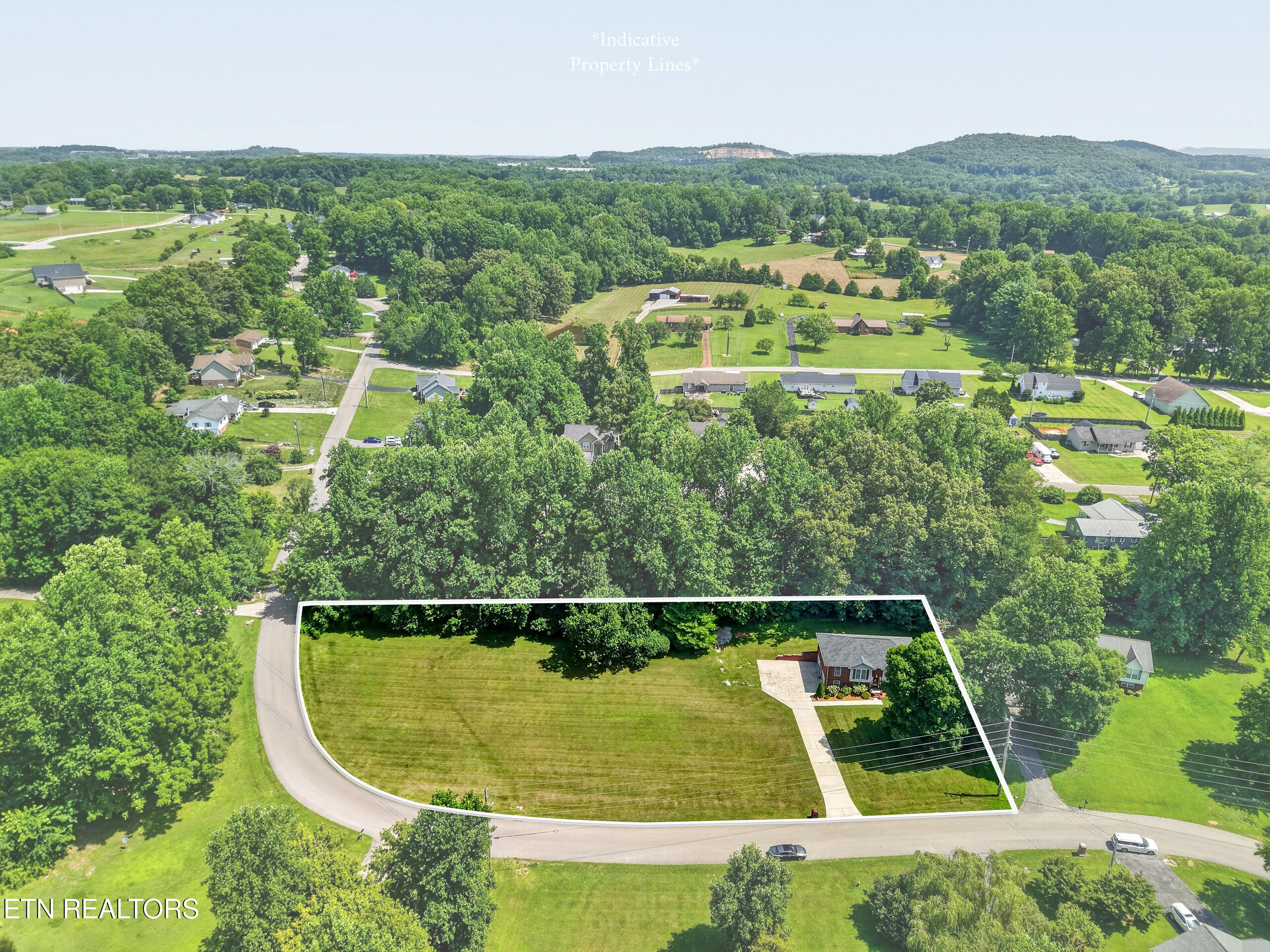 1920 Bay View Drive Cookeville TN 38506