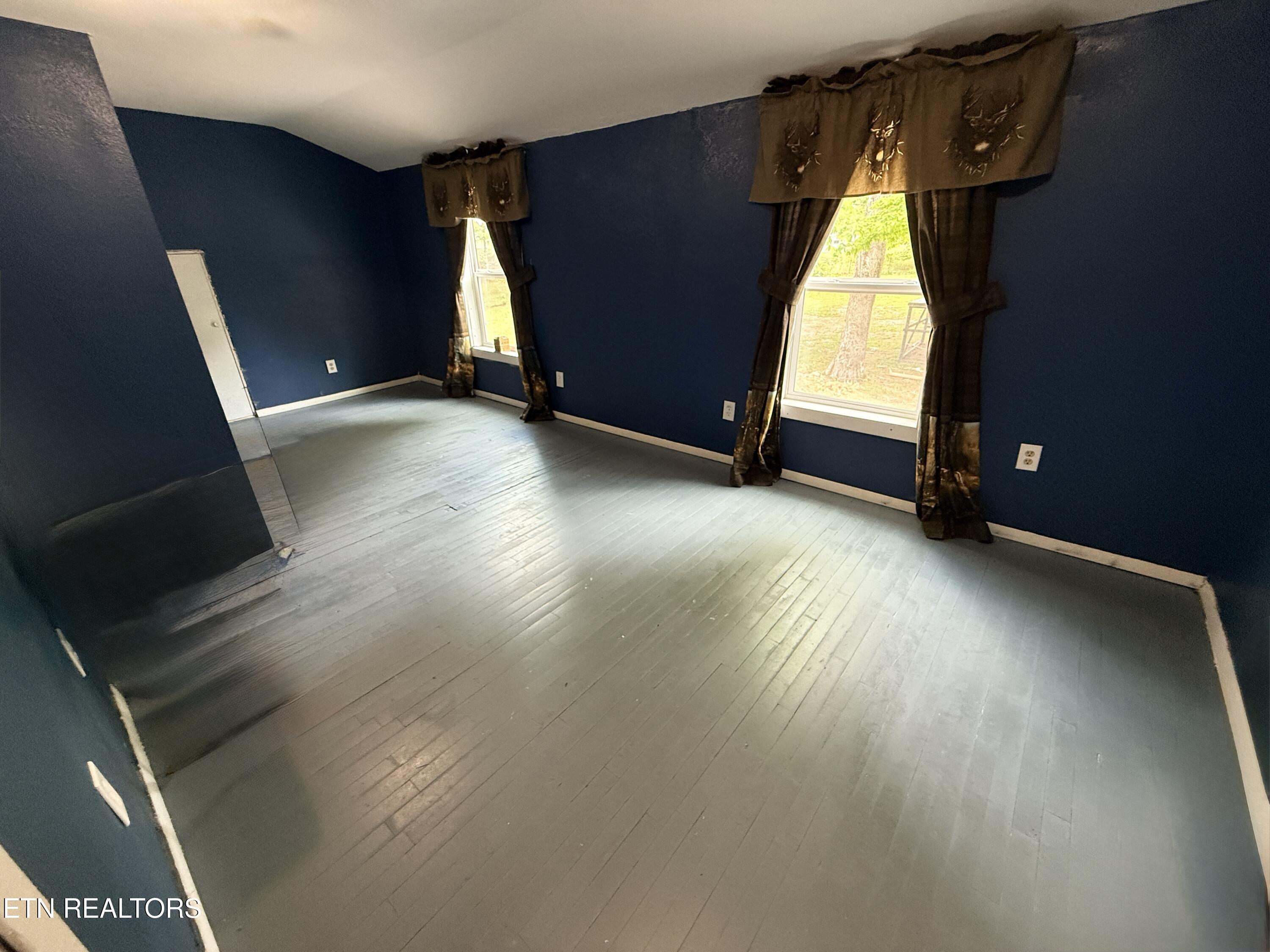 586 Rugby Highway Robbins TN 37852