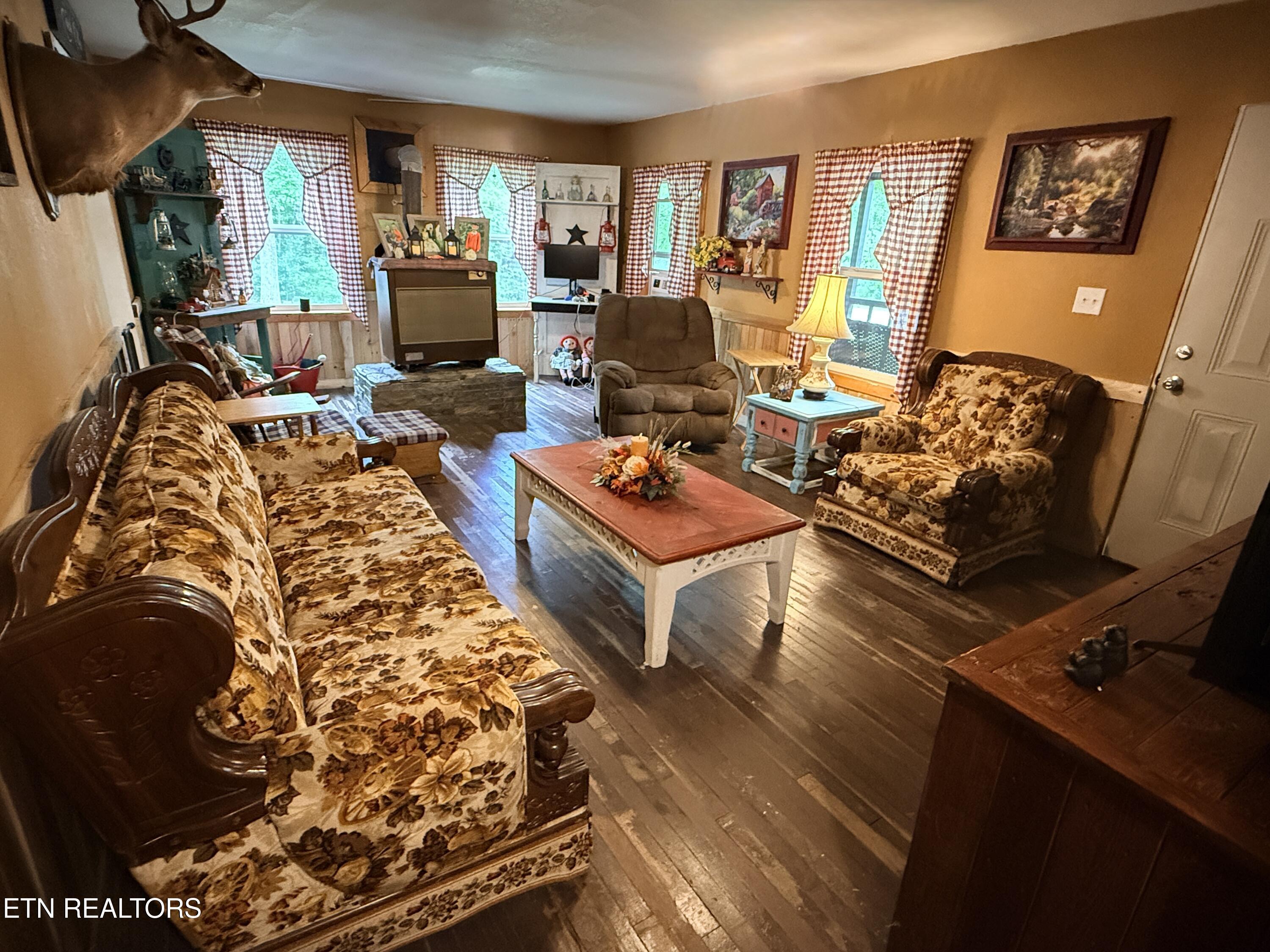 586 Rugby Highway Robbins TN 37852