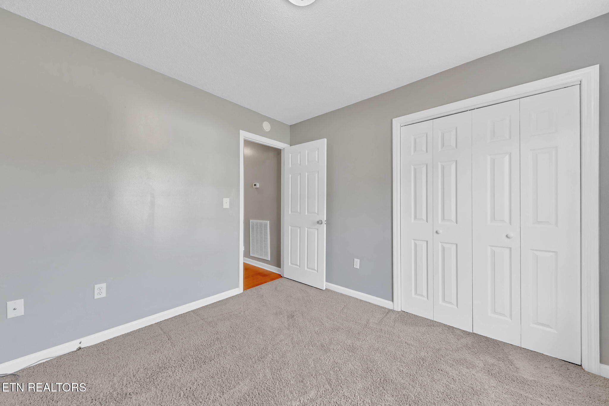 135 Tia Lane Lafollette TN 37766