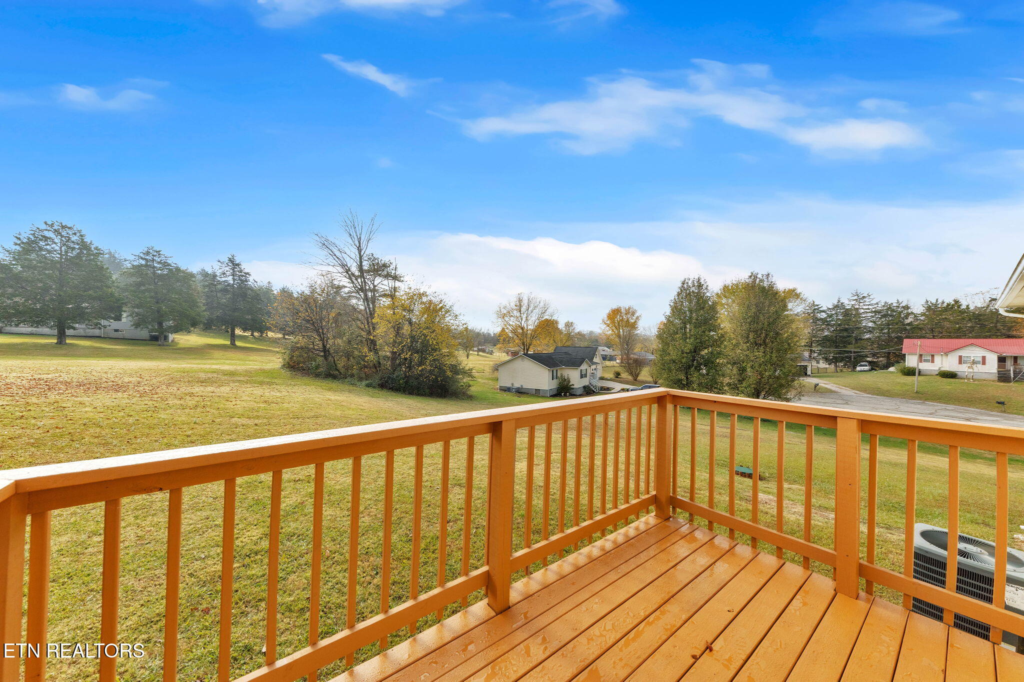 135 Tia Lane Lafollette TN 37766