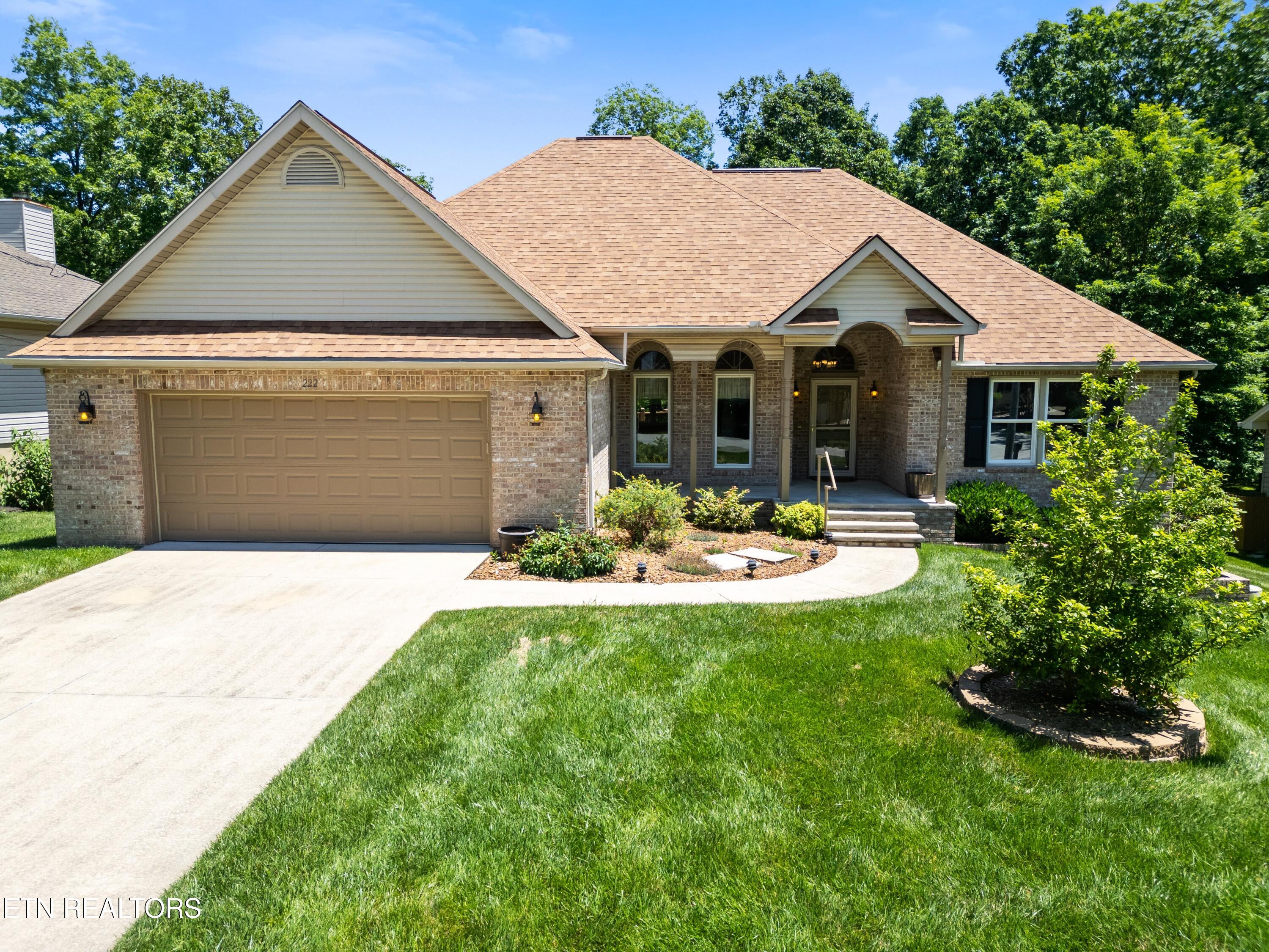222 Amherst Lane Crossville TN 38558