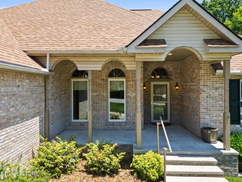 222 Amherst Lane Crossville TN 38558
