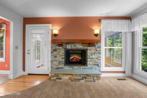 222 Amherst Lane Crossville TN 38558