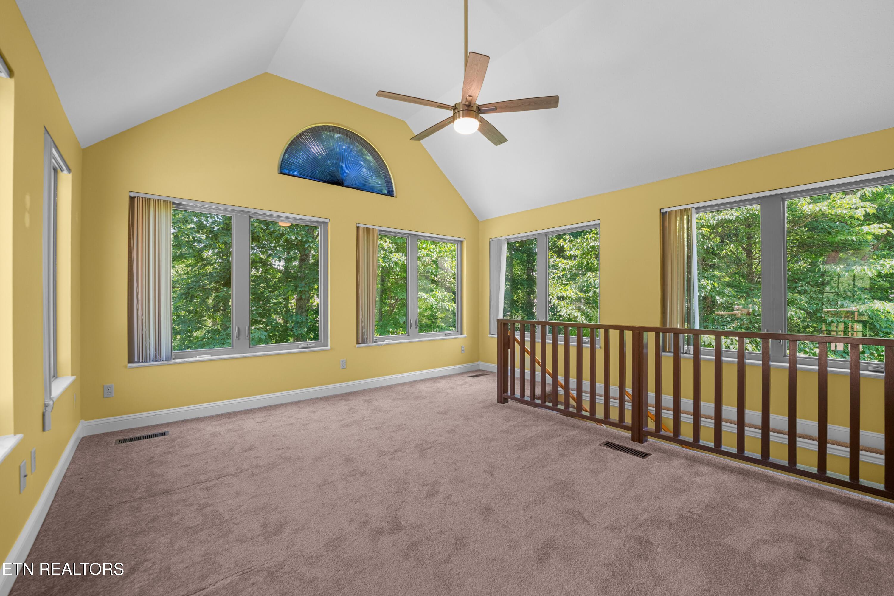 222 Amherst Lane Crossville TN 38558