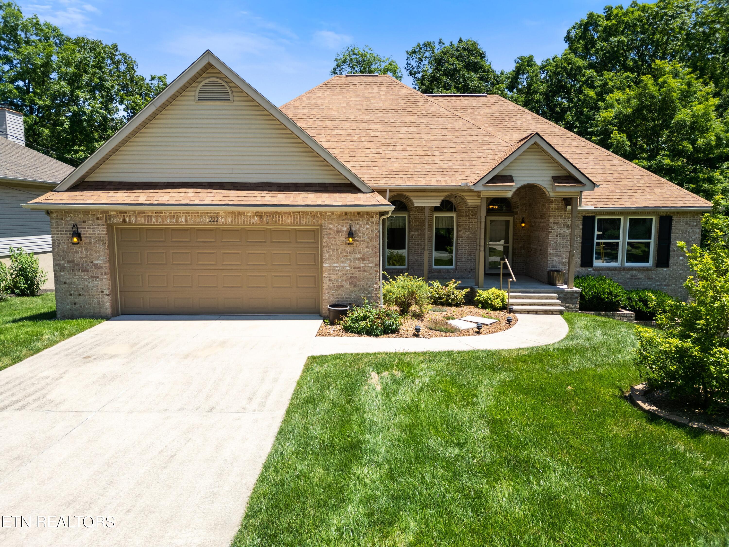 222 Amherst Lane Crossville TN 38558