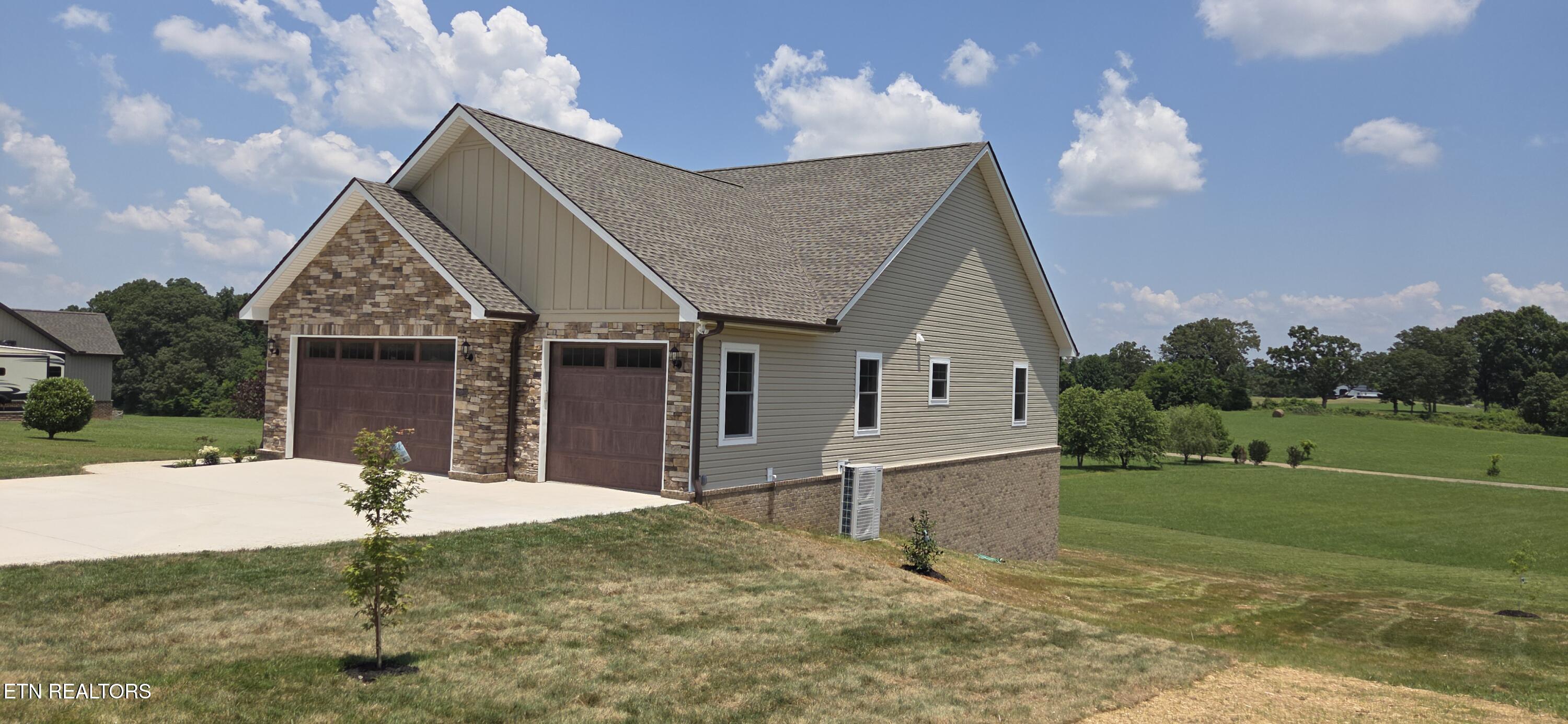 140 Wilshaw Court Madisonville TN 37354