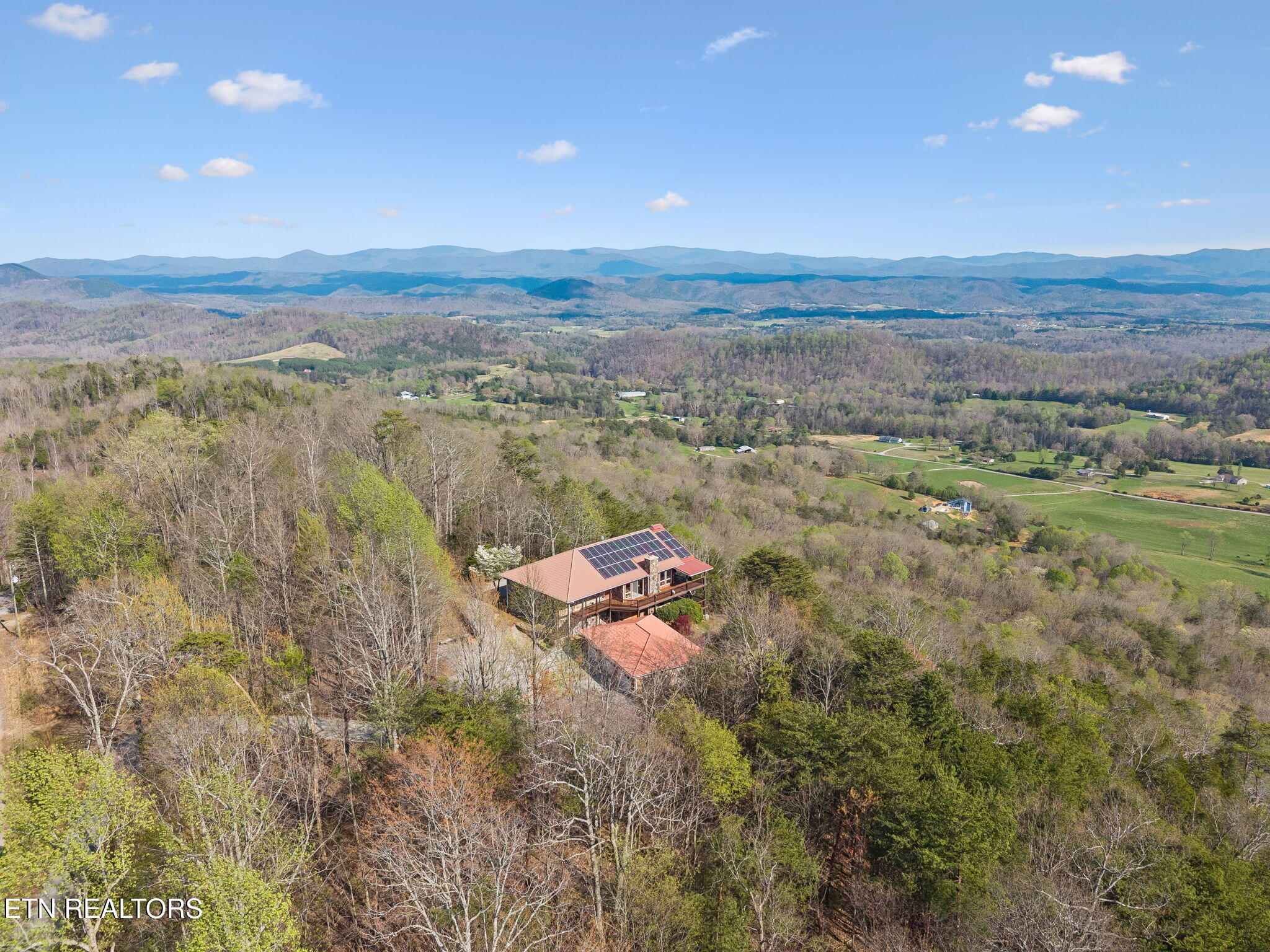 348 Laurel Mountain Road Madisonville TN 37354