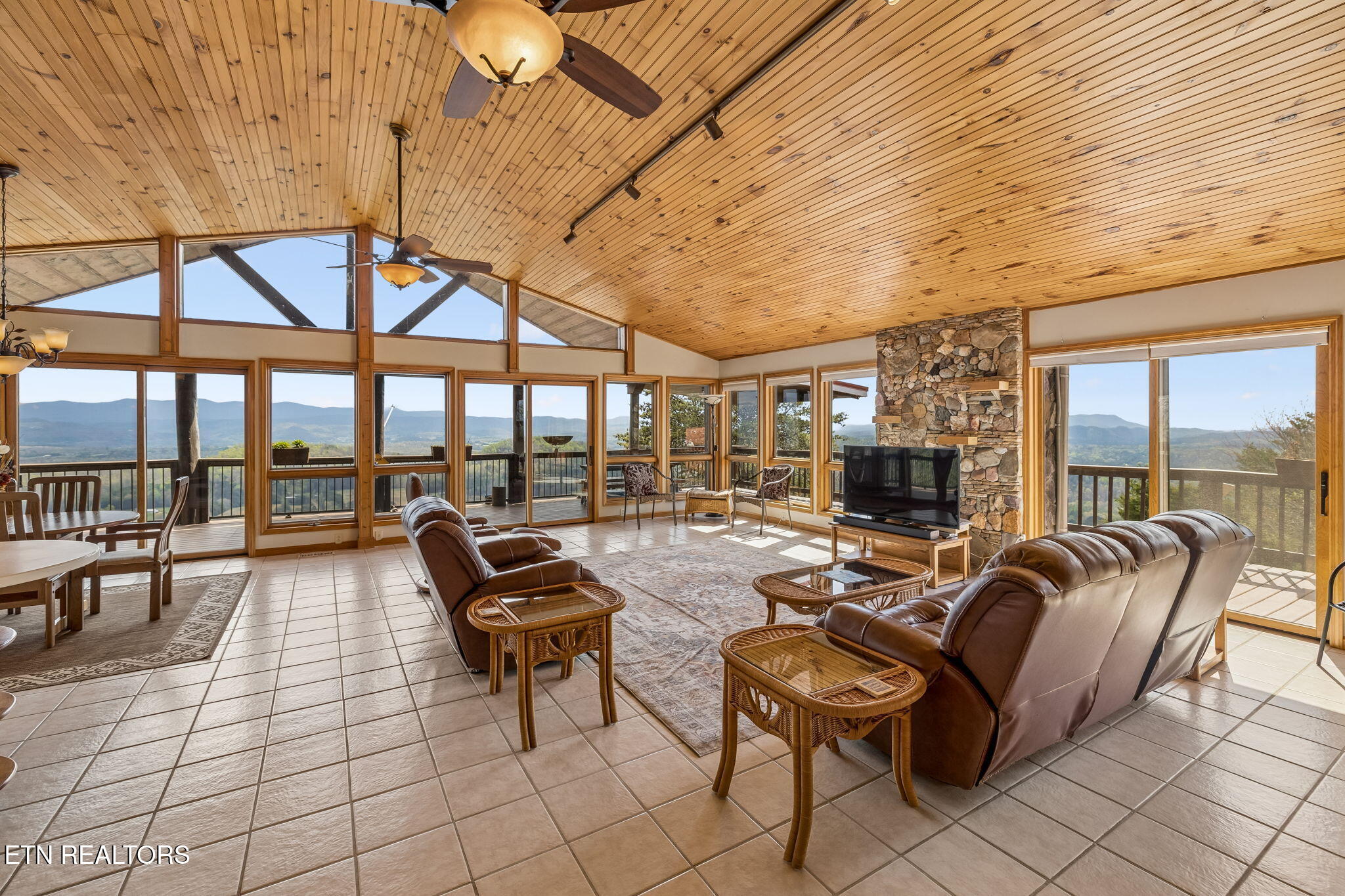 348 Laurel Mountain Road Madisonville TN 37354