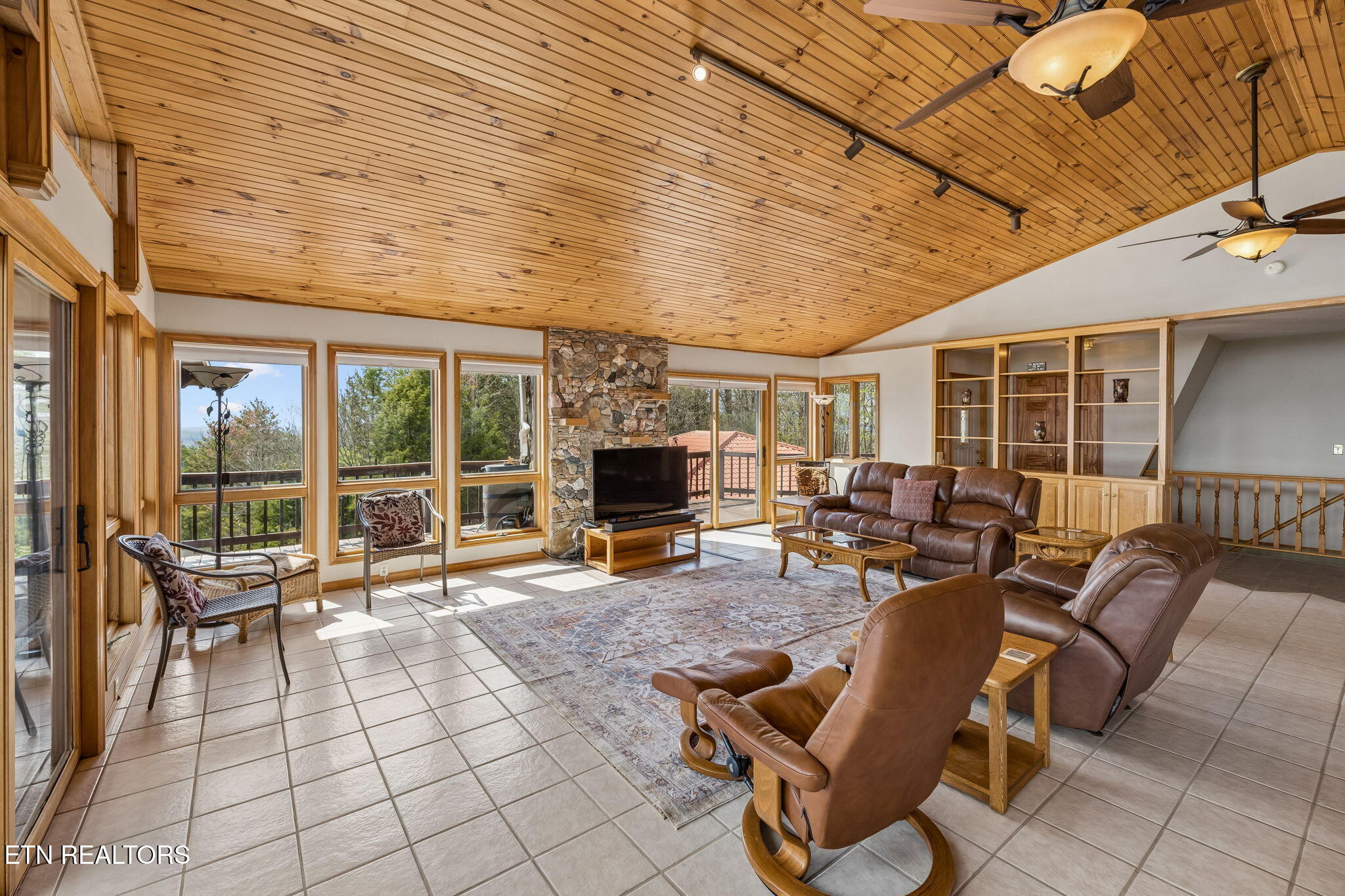 348 Laurel Mountain Road Madisonville TN 37354