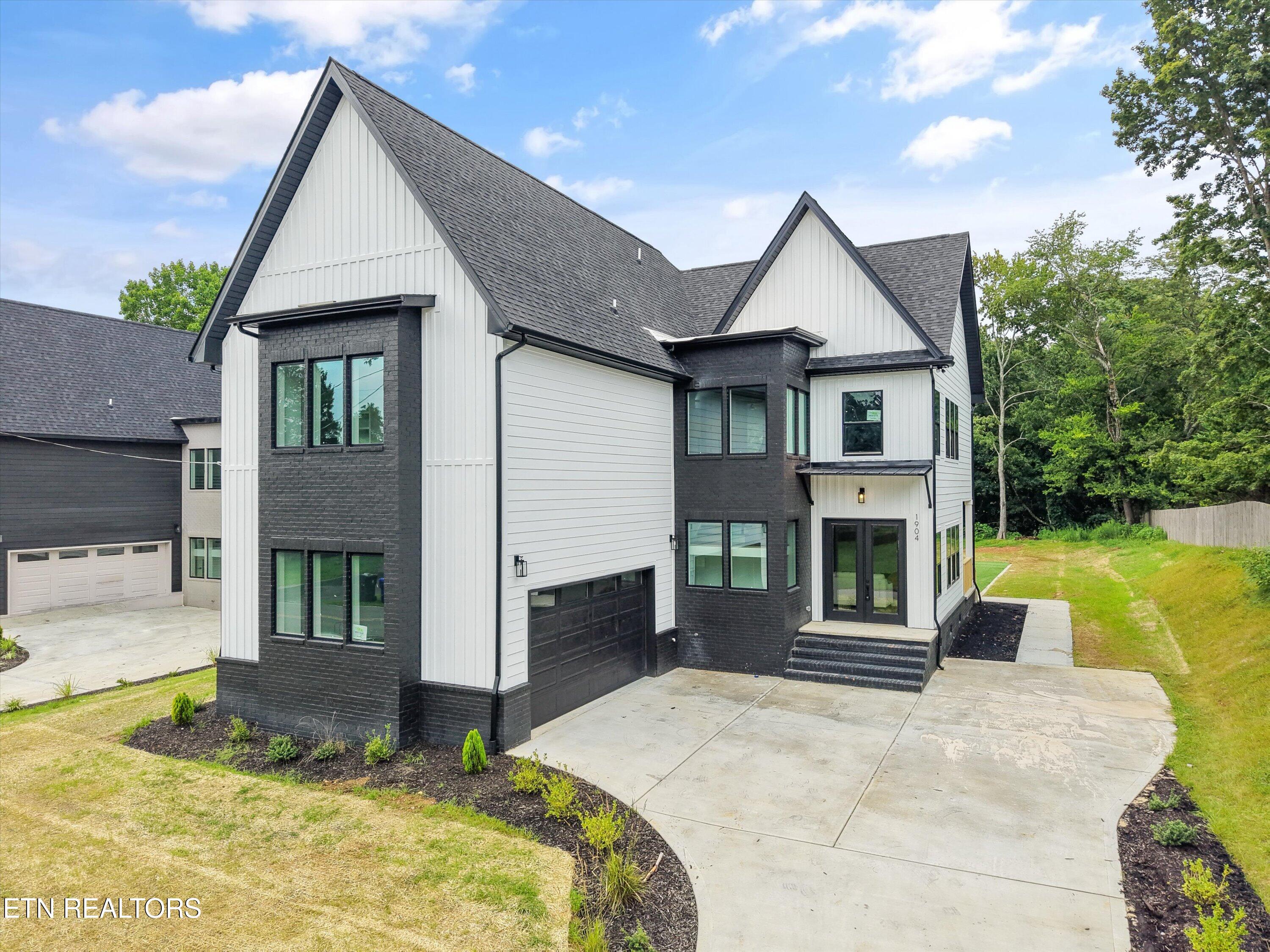 1904 Amherst Road Knoxville TN 37921