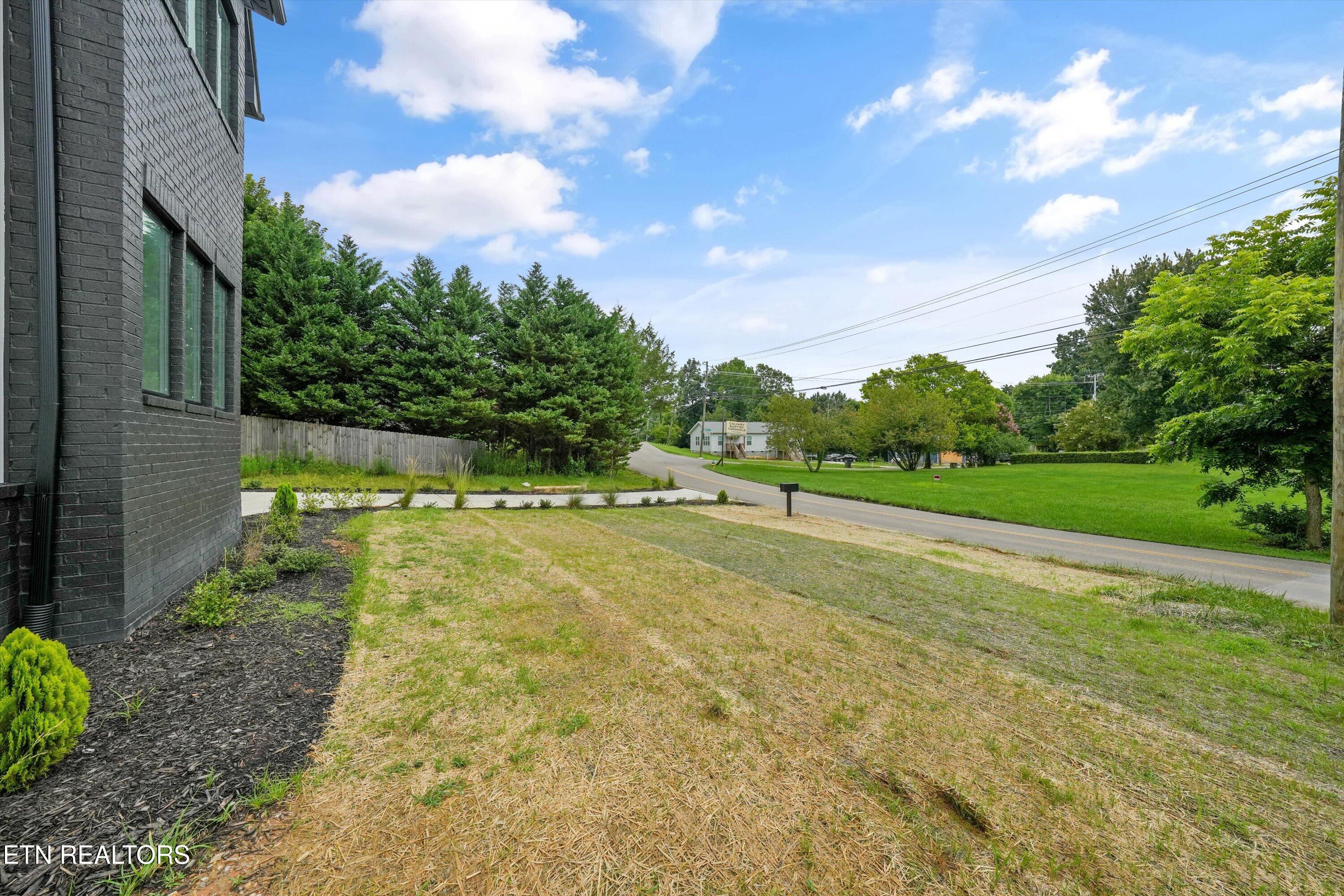 1904 Amherst Road Knoxville TN 37921