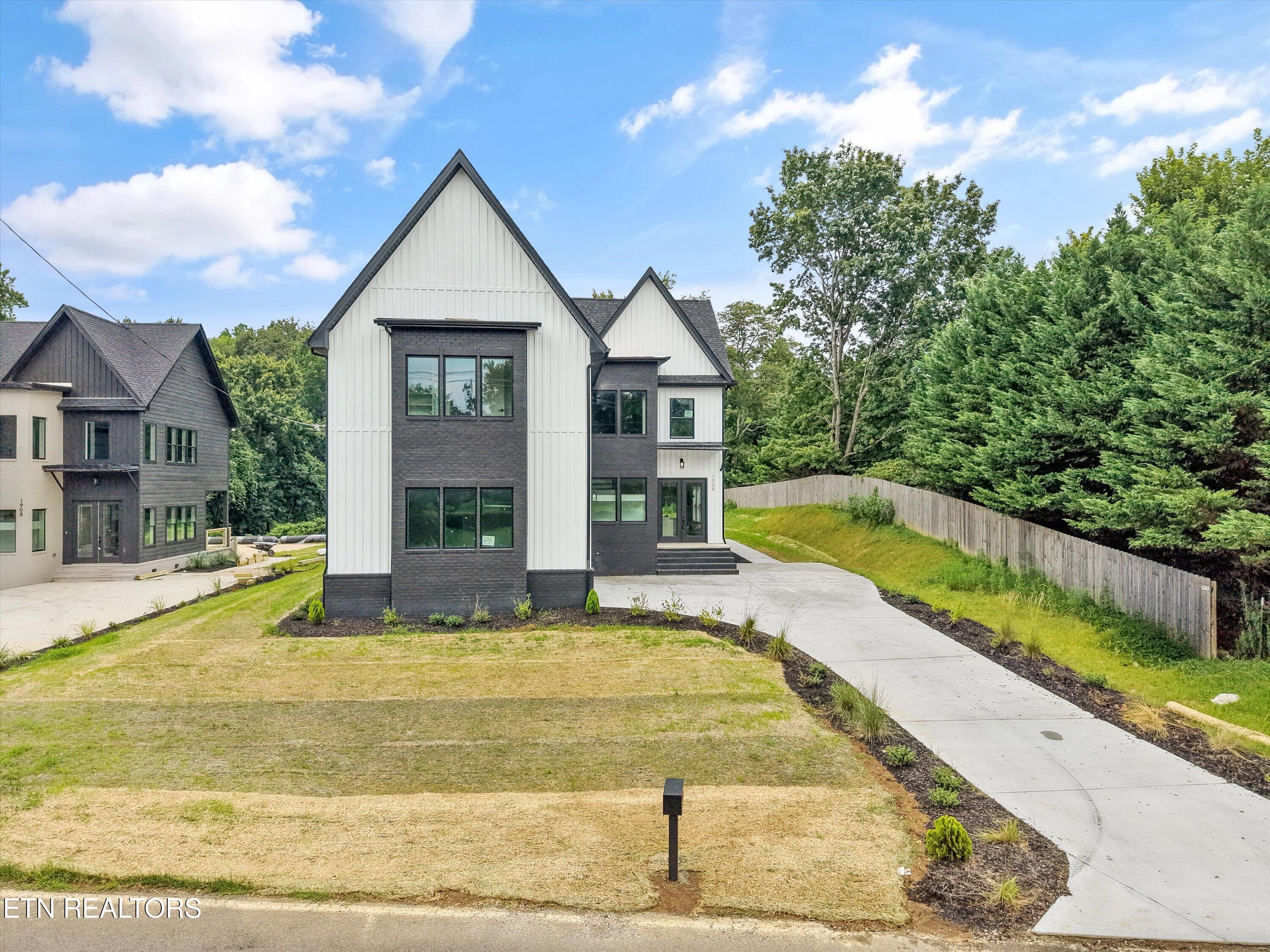 1904 Amherst Road Knoxville TN 37921