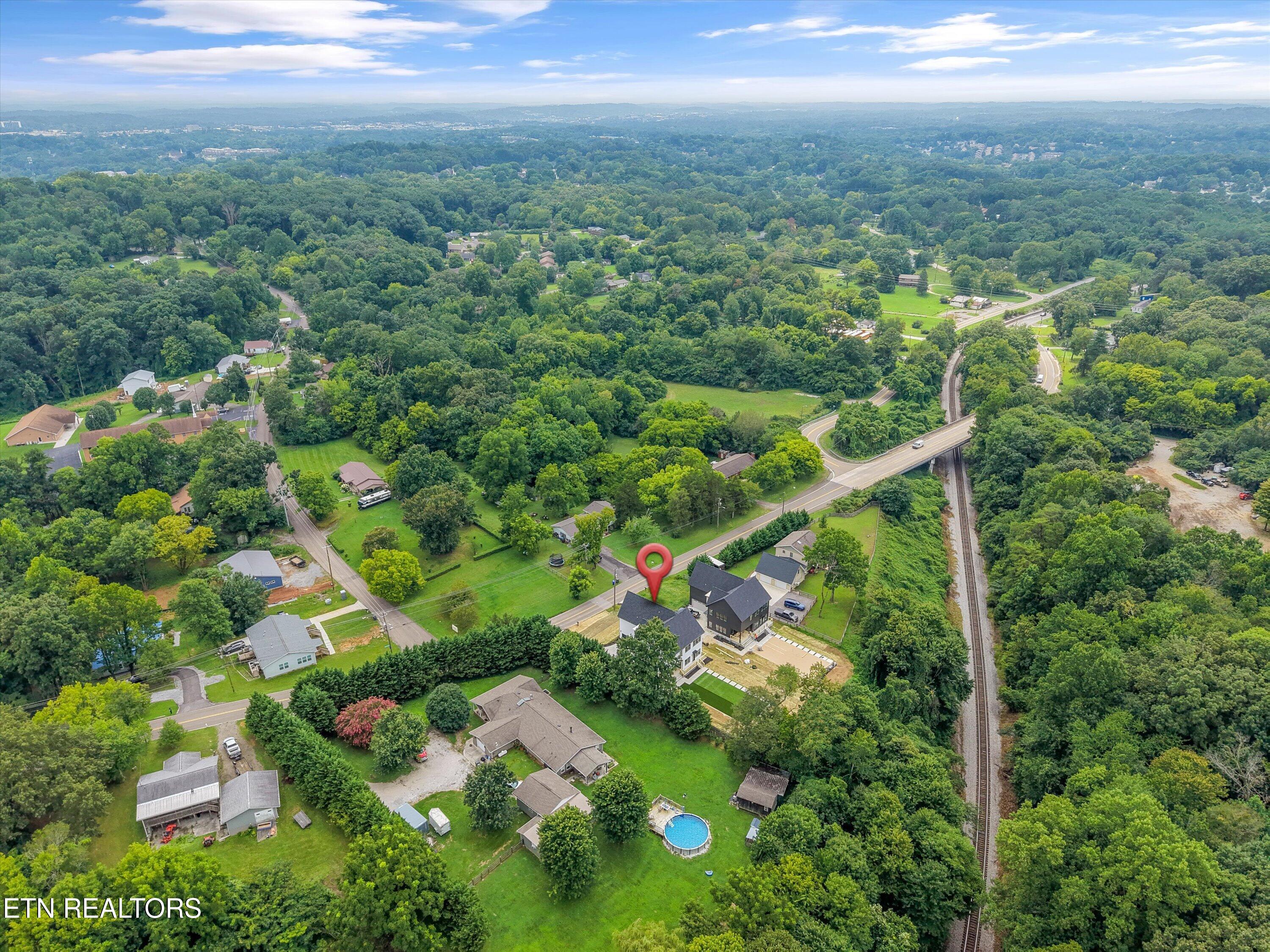 1904 Amherst Road Knoxville TN 37921