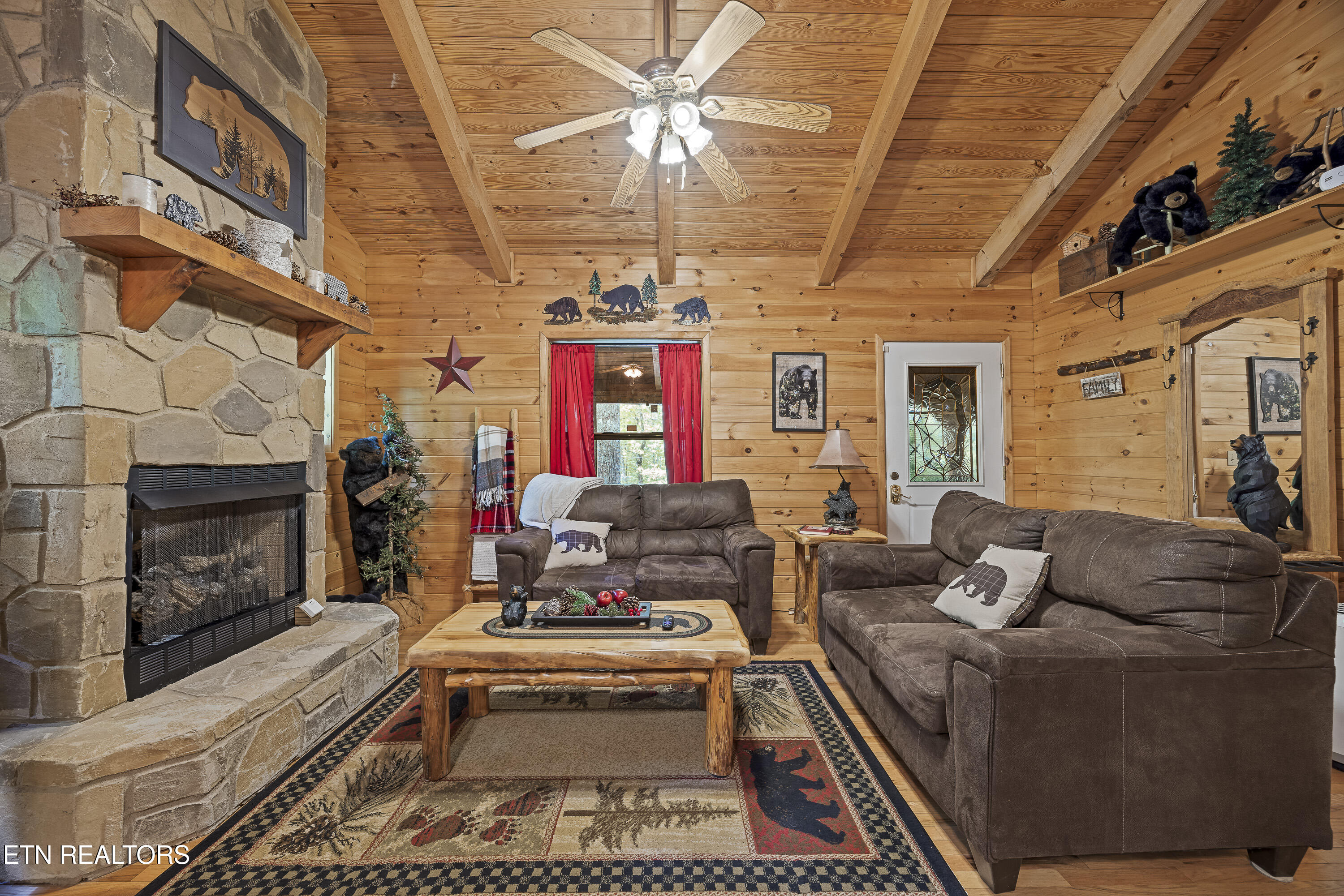 951 Emilyville Way Cosby TN 37722
