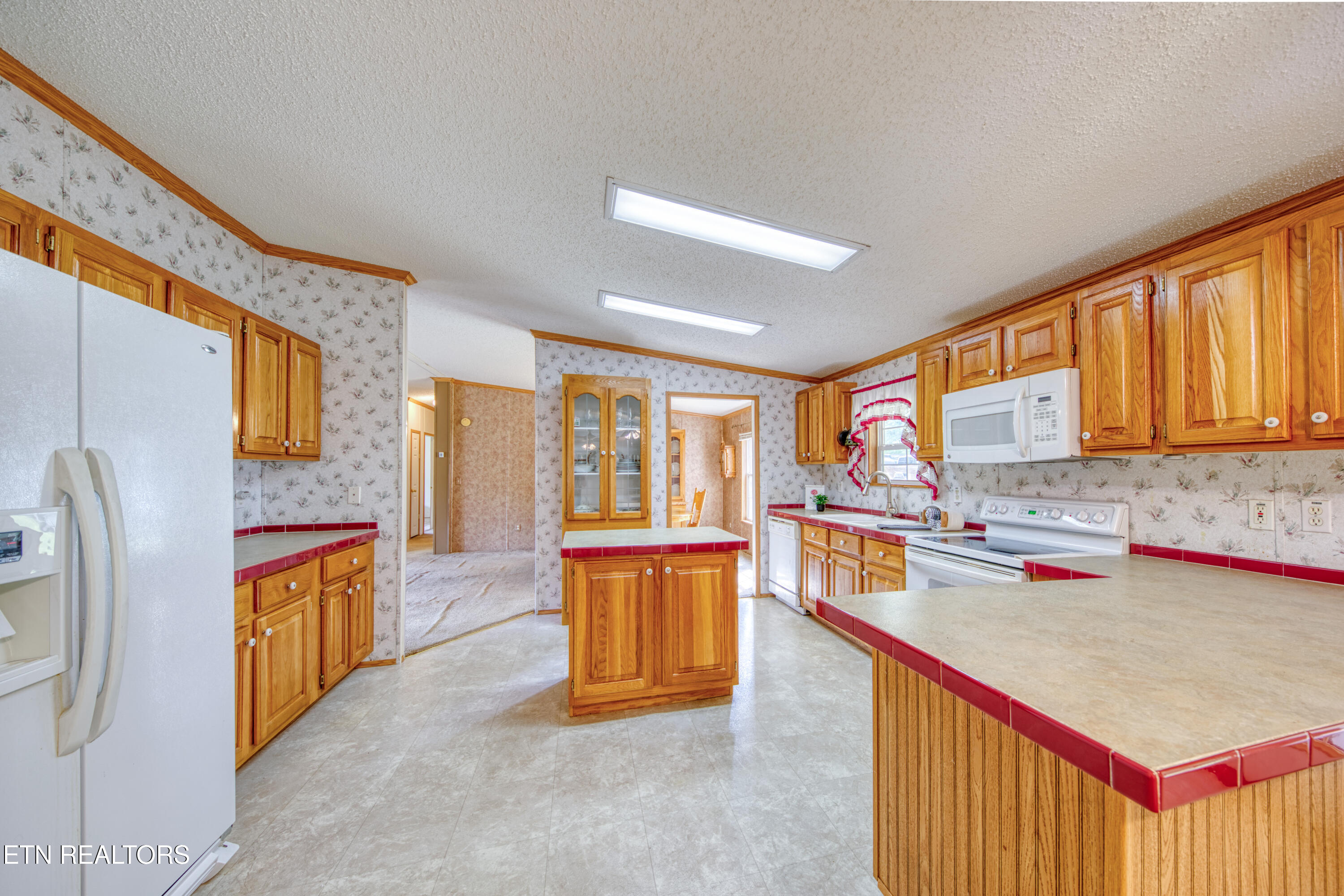 310 Abbott Road Lenoir City TN 37771