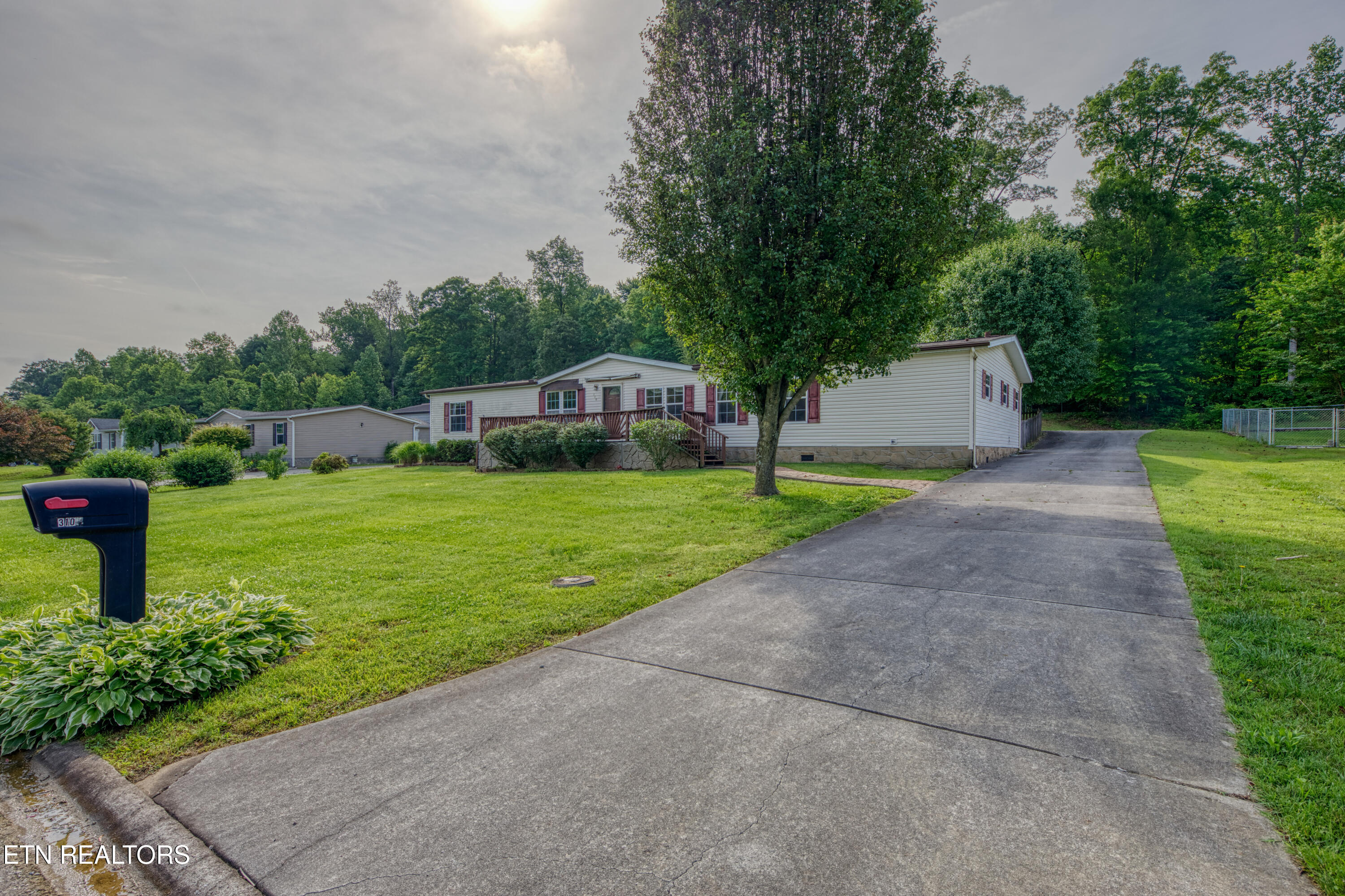 310 Abbott Road Lenoir City TN 37771