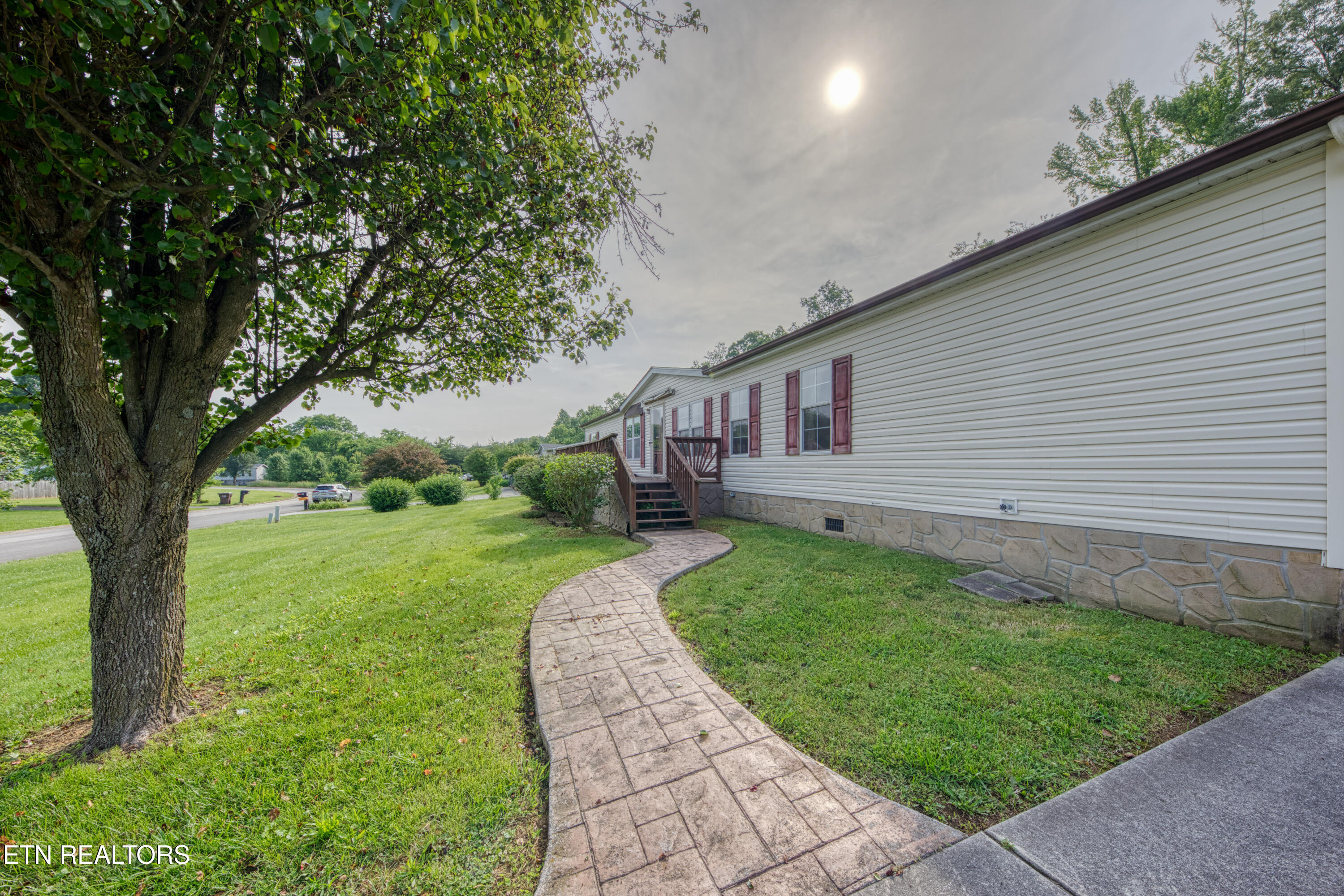 310 Abbott Road Lenoir City TN 37771
