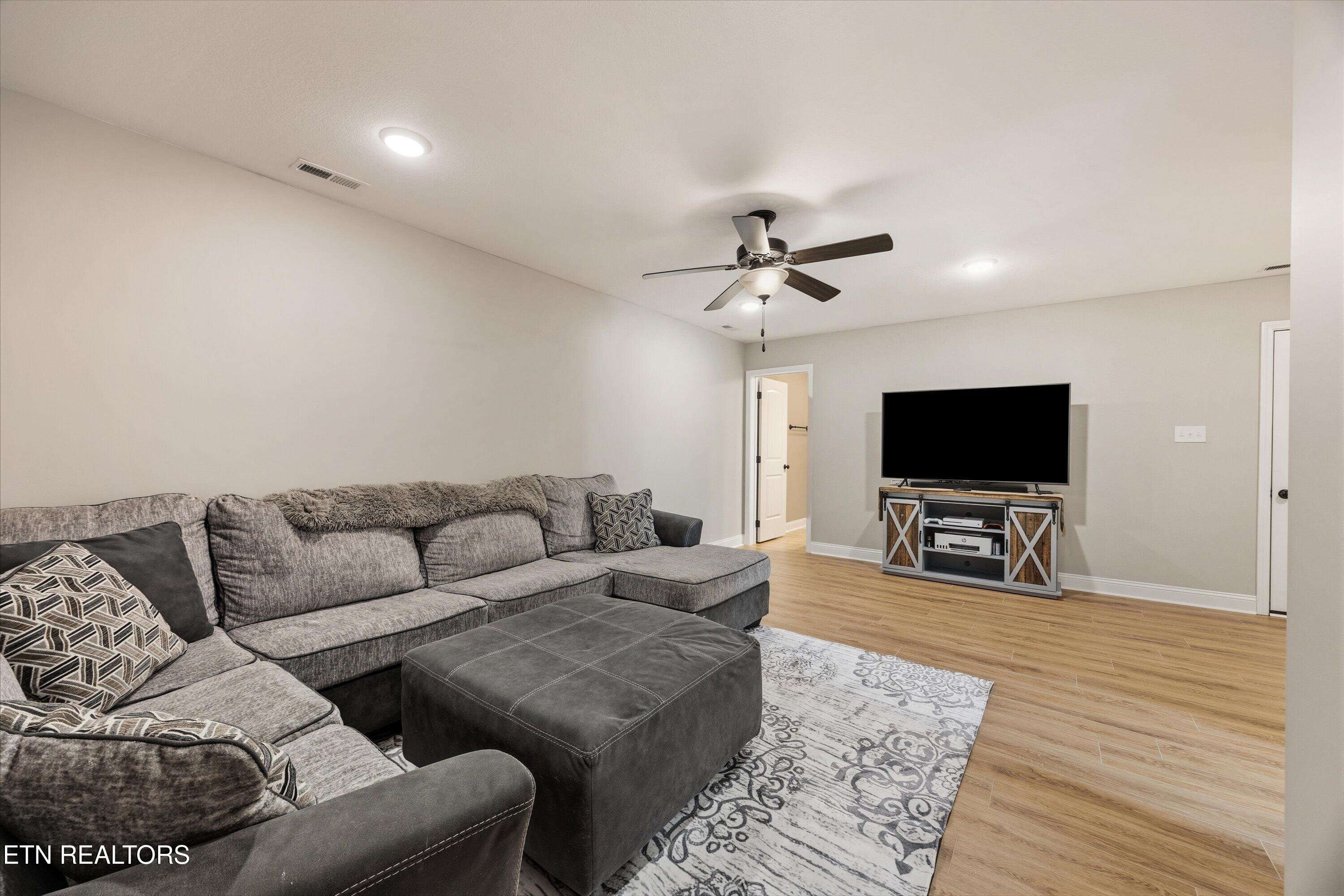 7931 Poplar Grove Lane Powell TN 37849