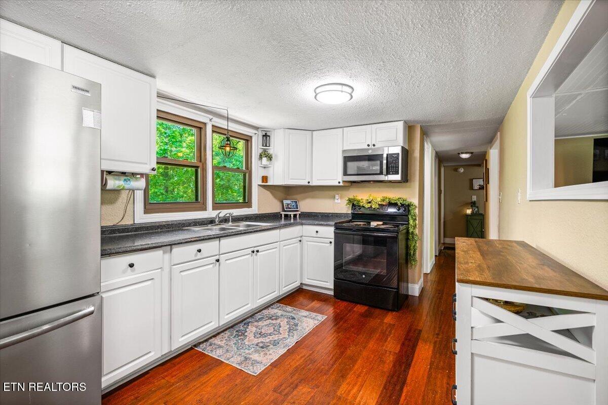 905 Pinecrest Road Jacksboro TN 37757