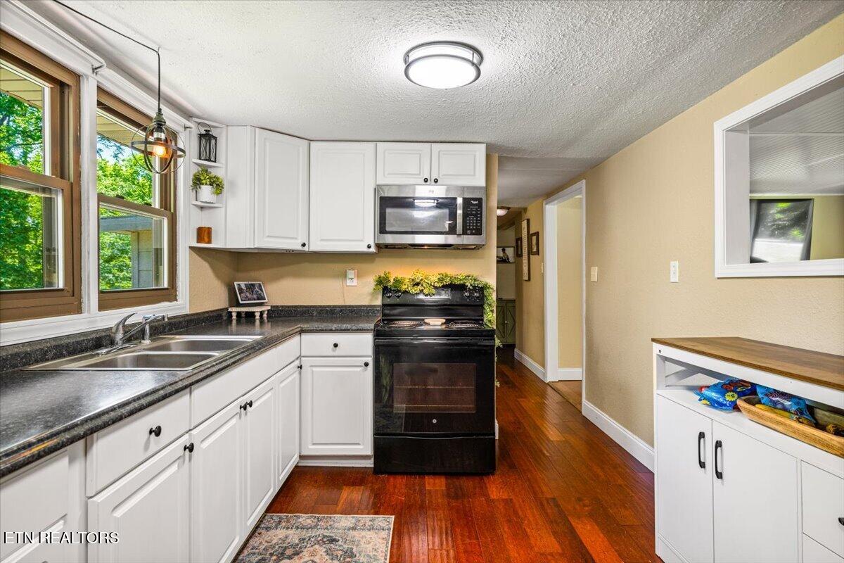 905 Pinecrest Road Jacksboro TN 37757