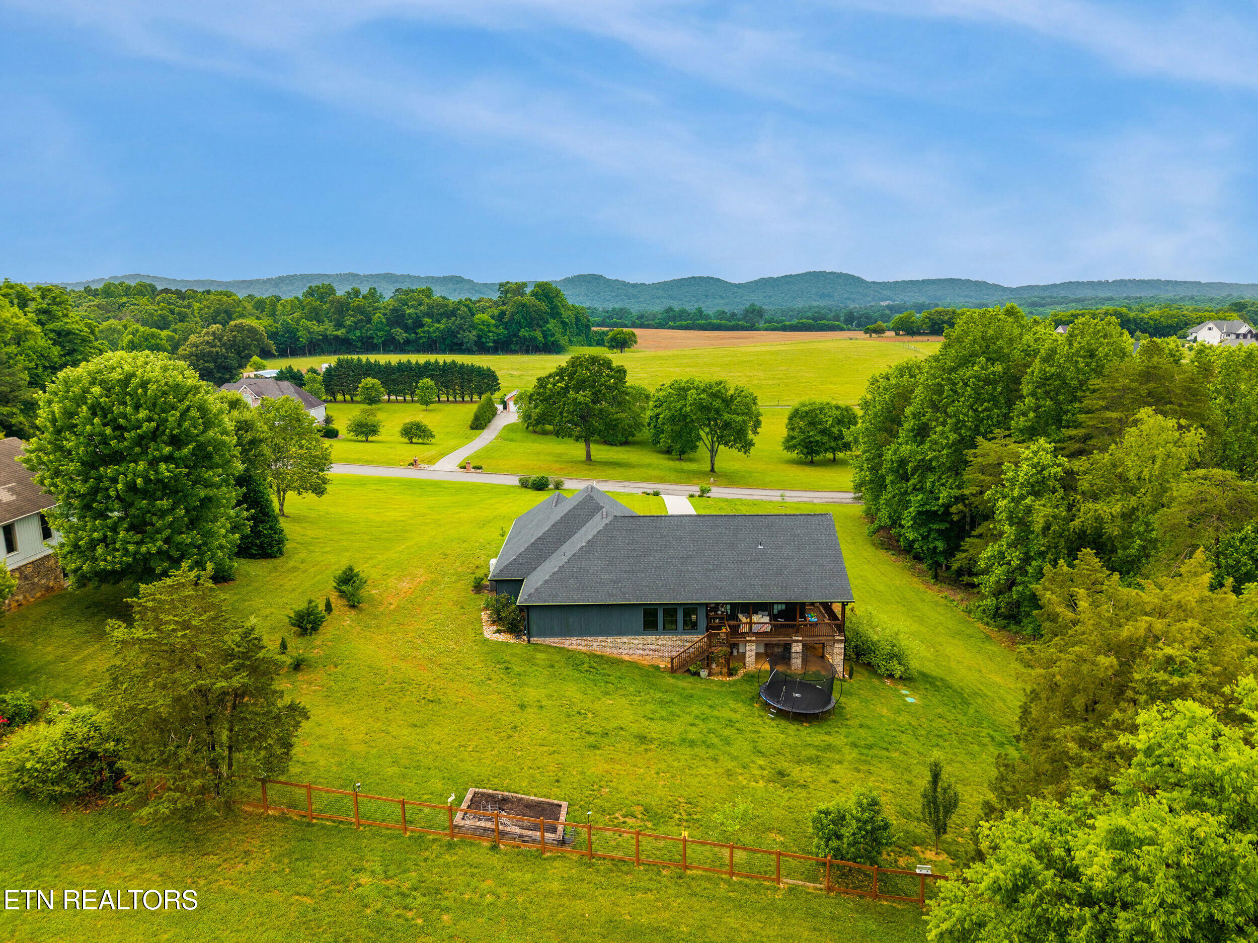 5216 Three Bars Lane Seymour TN 37865