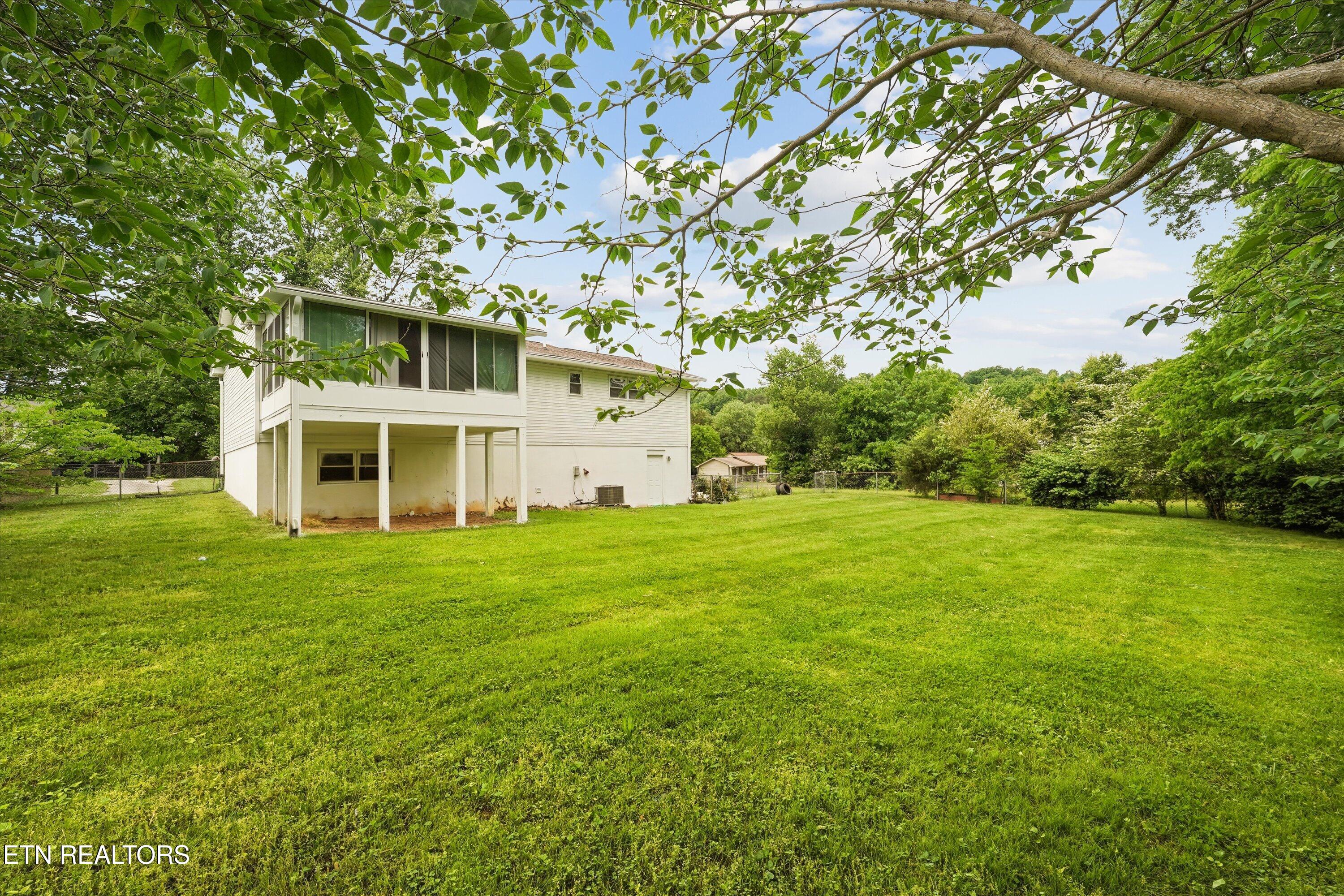 2108 NW Ho Co Ta Ke Lane Knoxville TN 37912