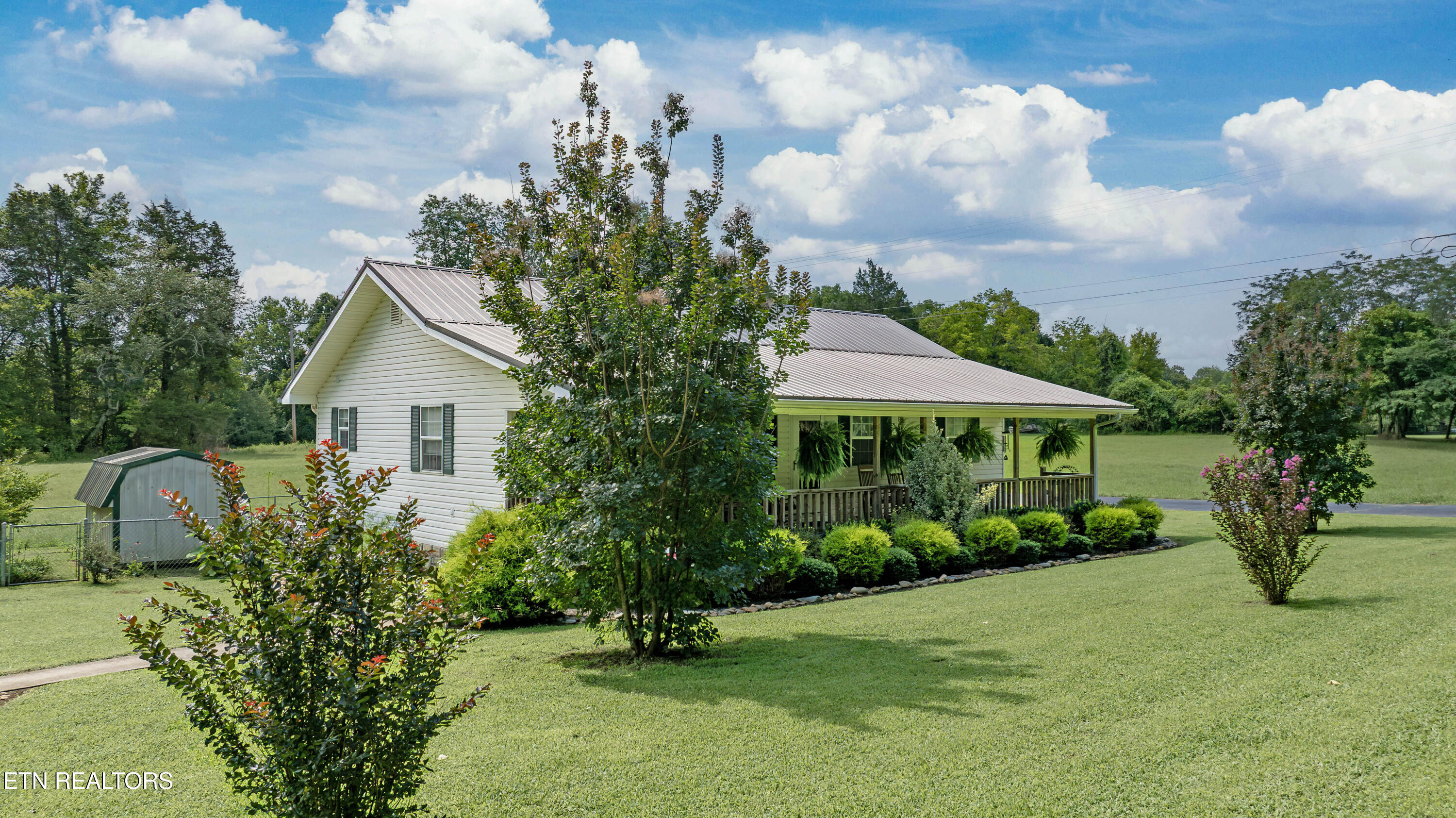8664 Old Dixie Highway Spring City TN 37381