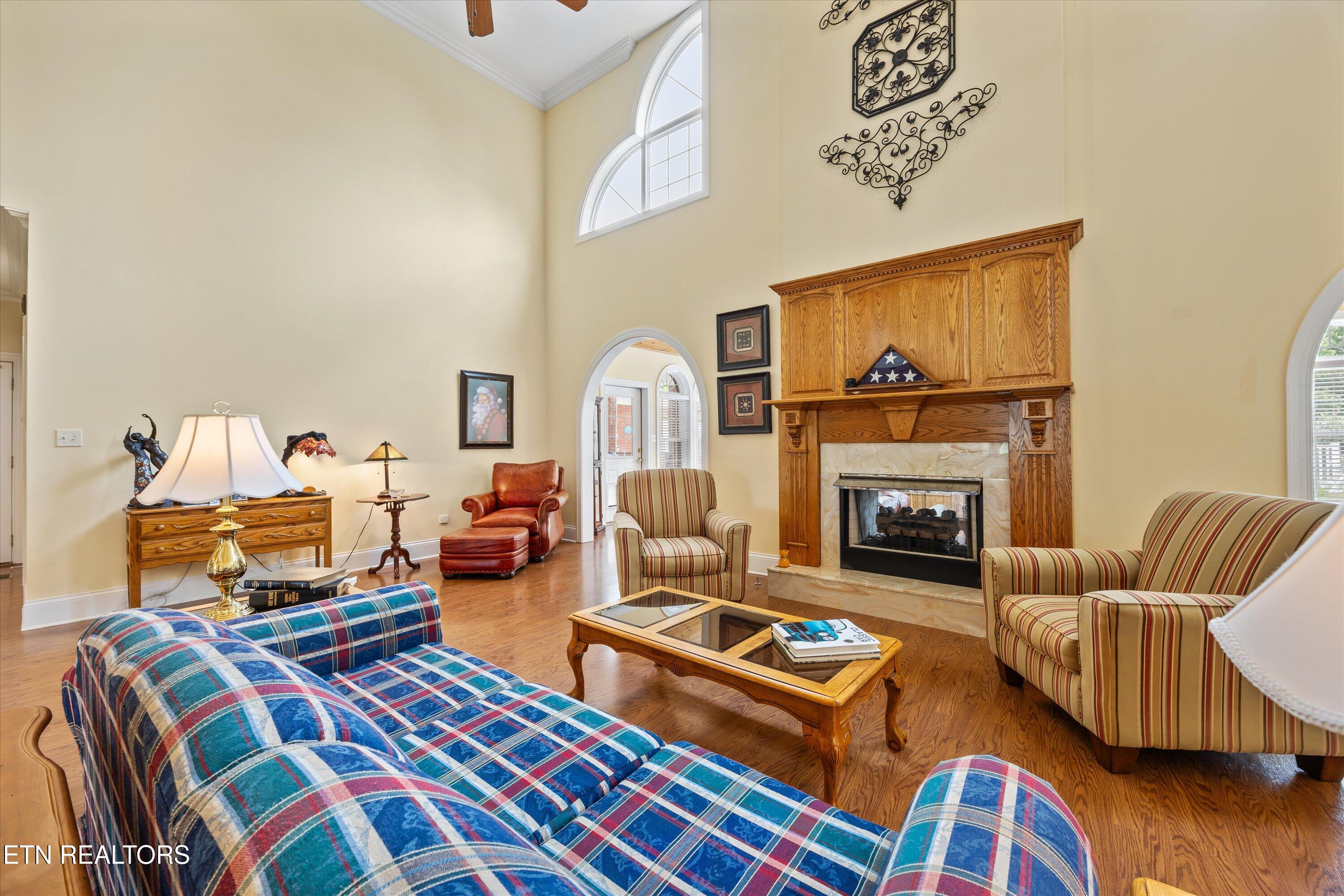 132 David Road Clinton TN 37716