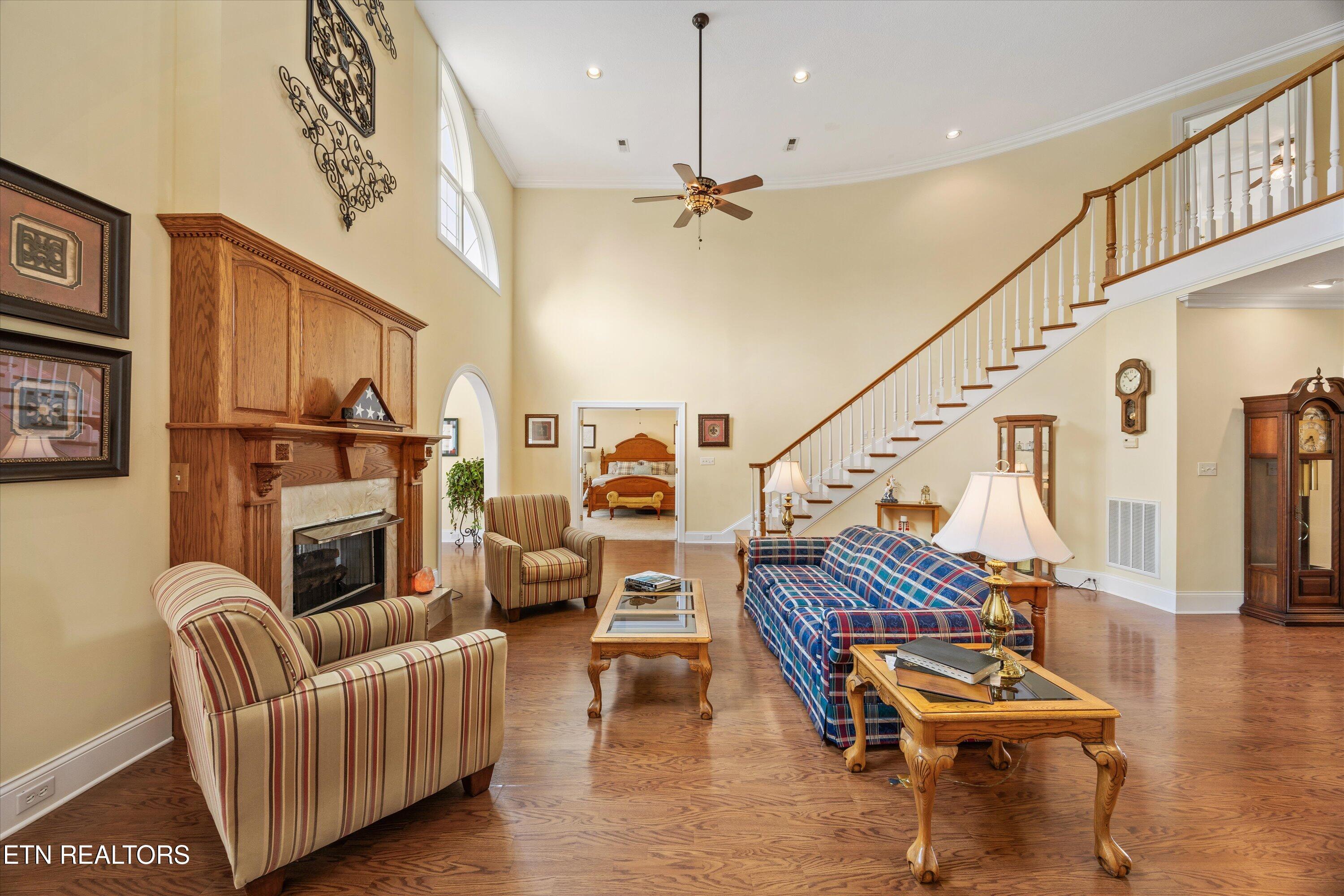 132 David Road Clinton TN 37716