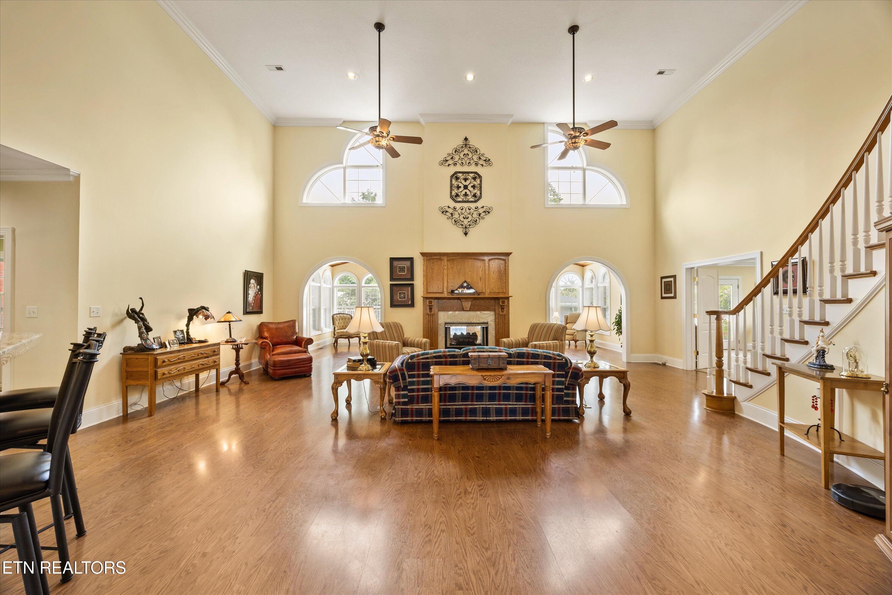 132 David Road Clinton TN 37716