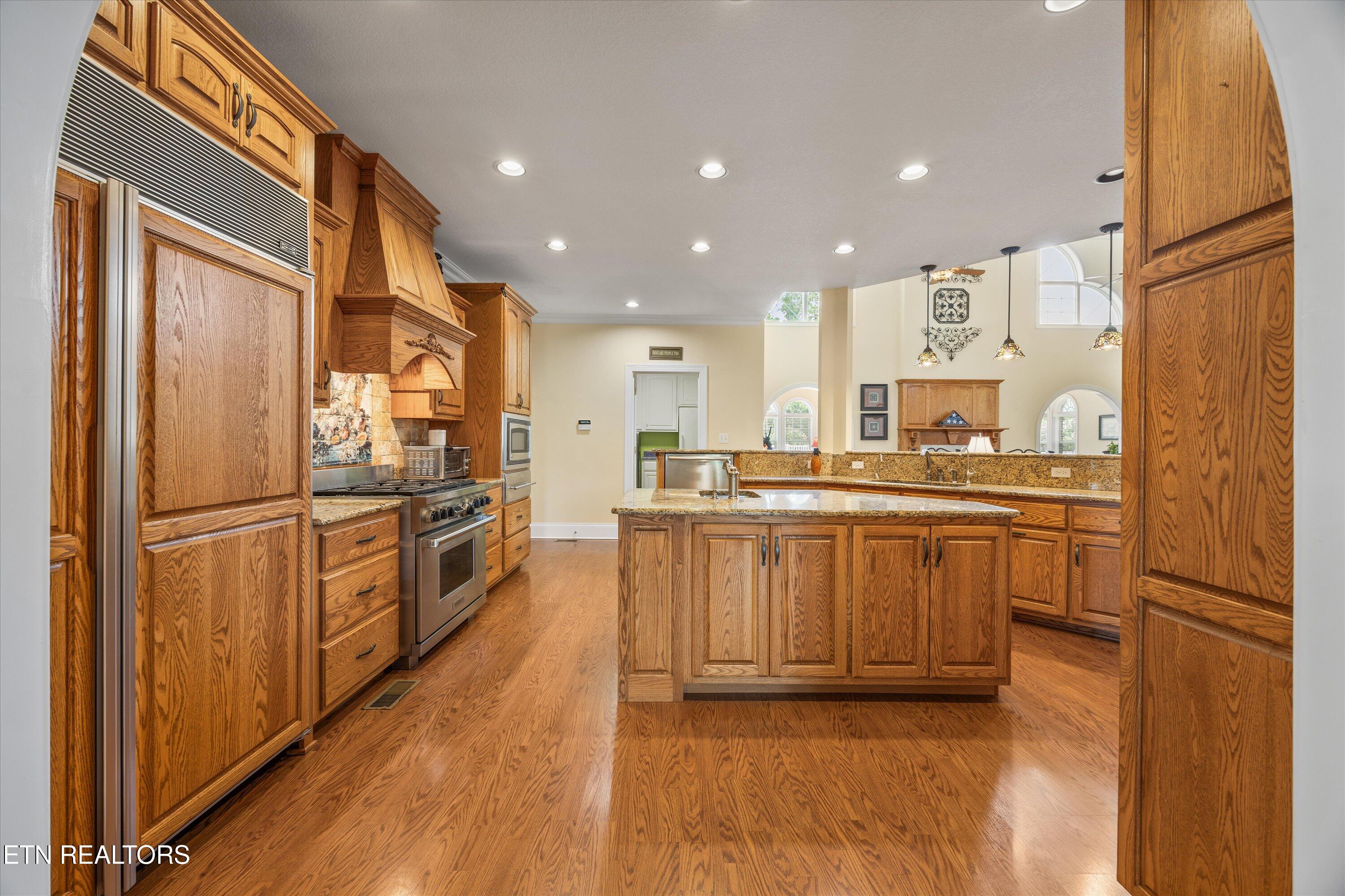 132 David Road Clinton TN 37716