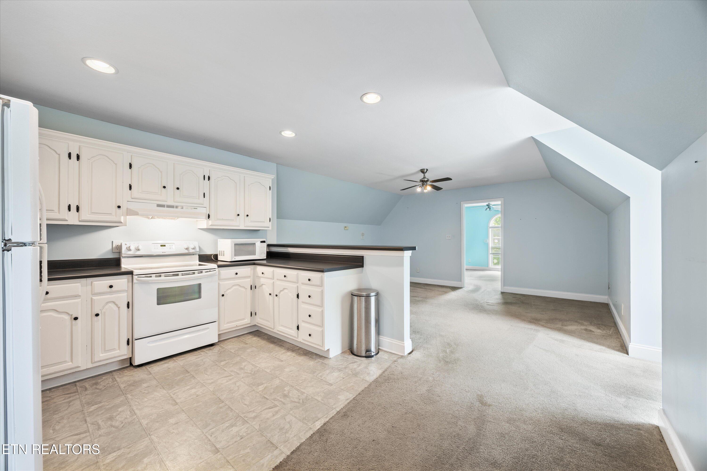 132 David Road Clinton TN 37716