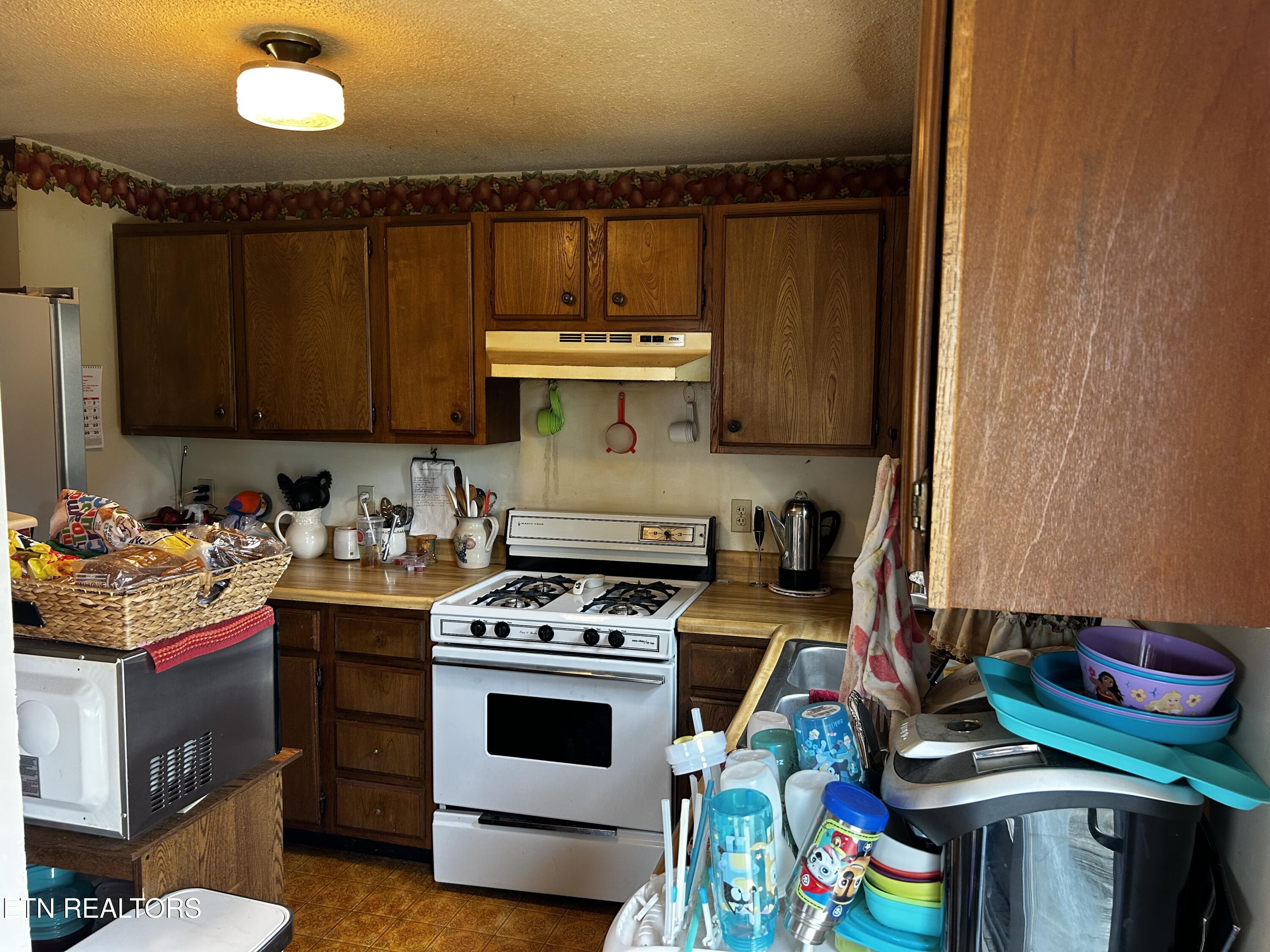 2022 Lansdowne Lane Maryville TN 37804