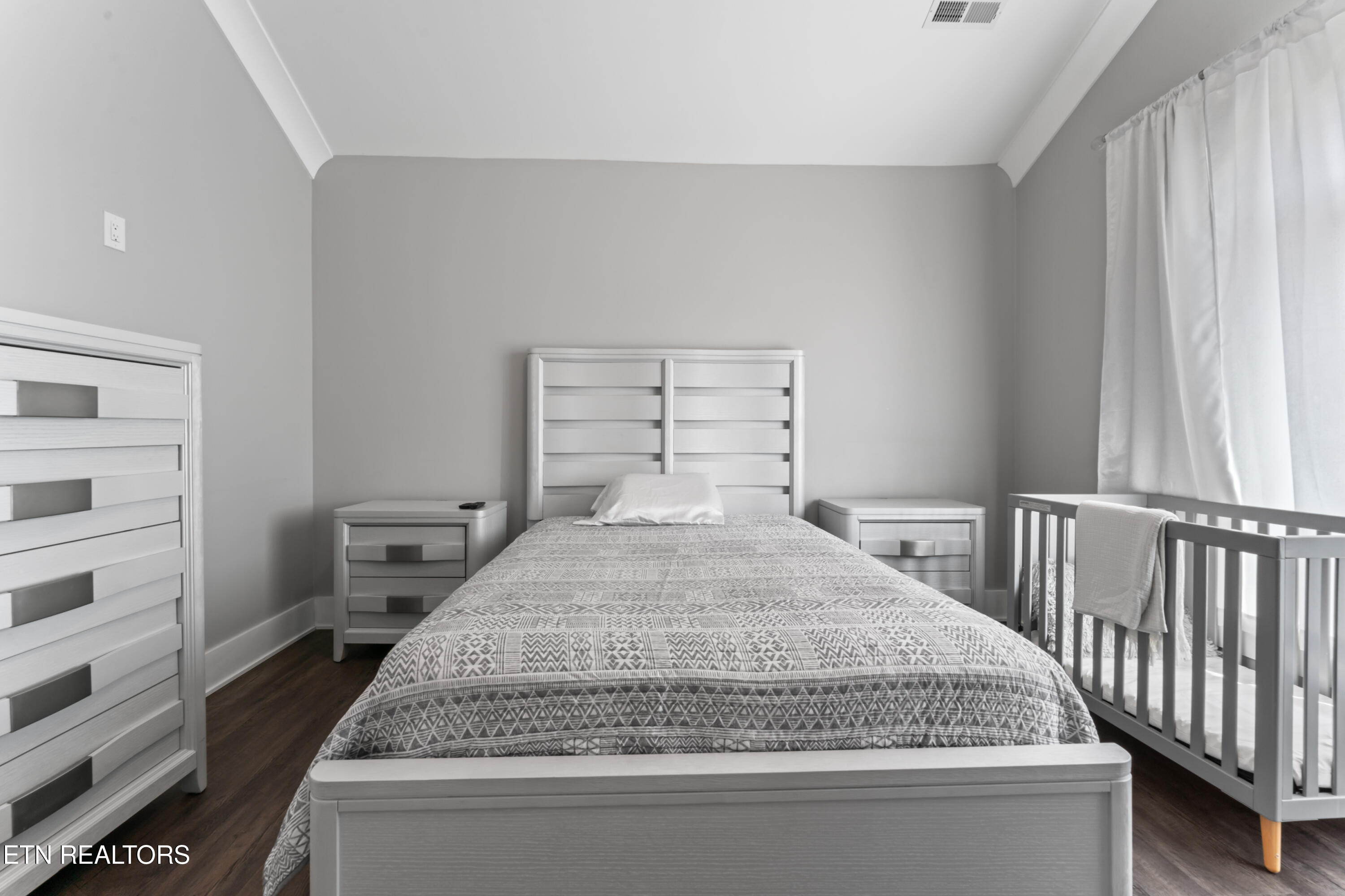 641 Cape Cod Light Loudon TN 37774