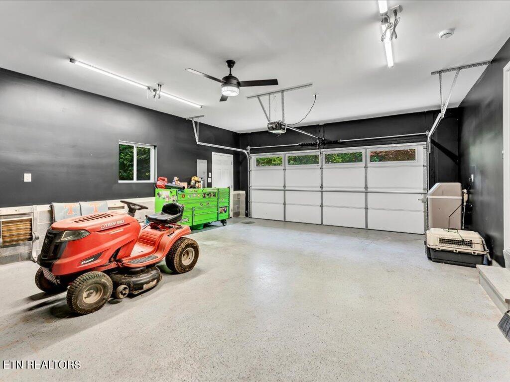 120 Oak Road Powell TN 37849