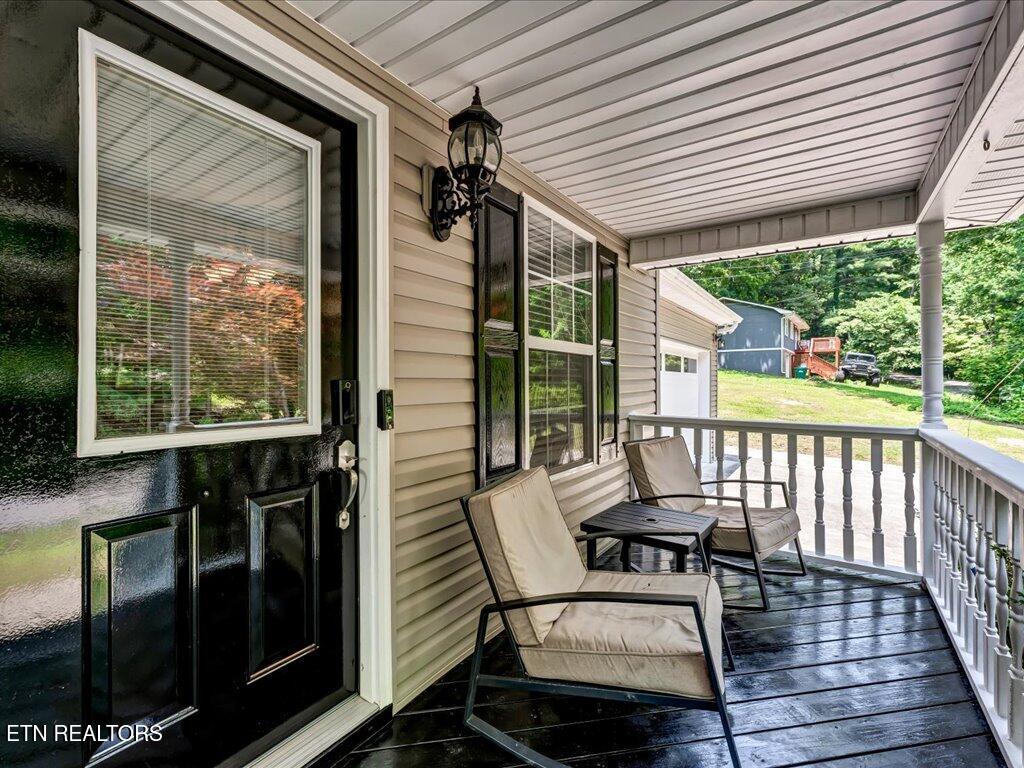 120 Oak Road Powell TN 37849