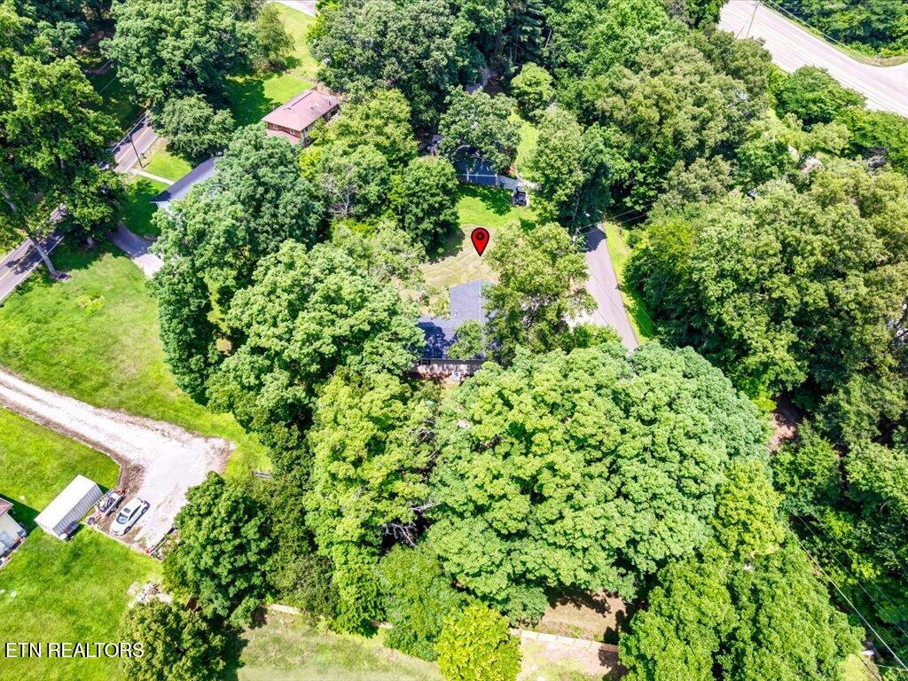 120 Oak Road Powell TN 37849