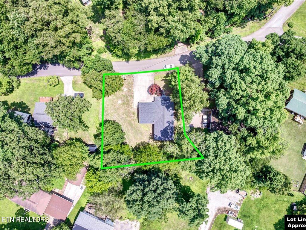 120 Oak Road Powell TN 37849