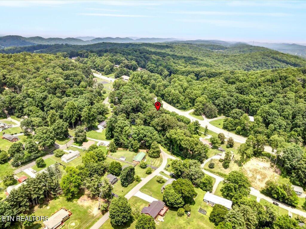 120 Oak Road Powell TN 37849