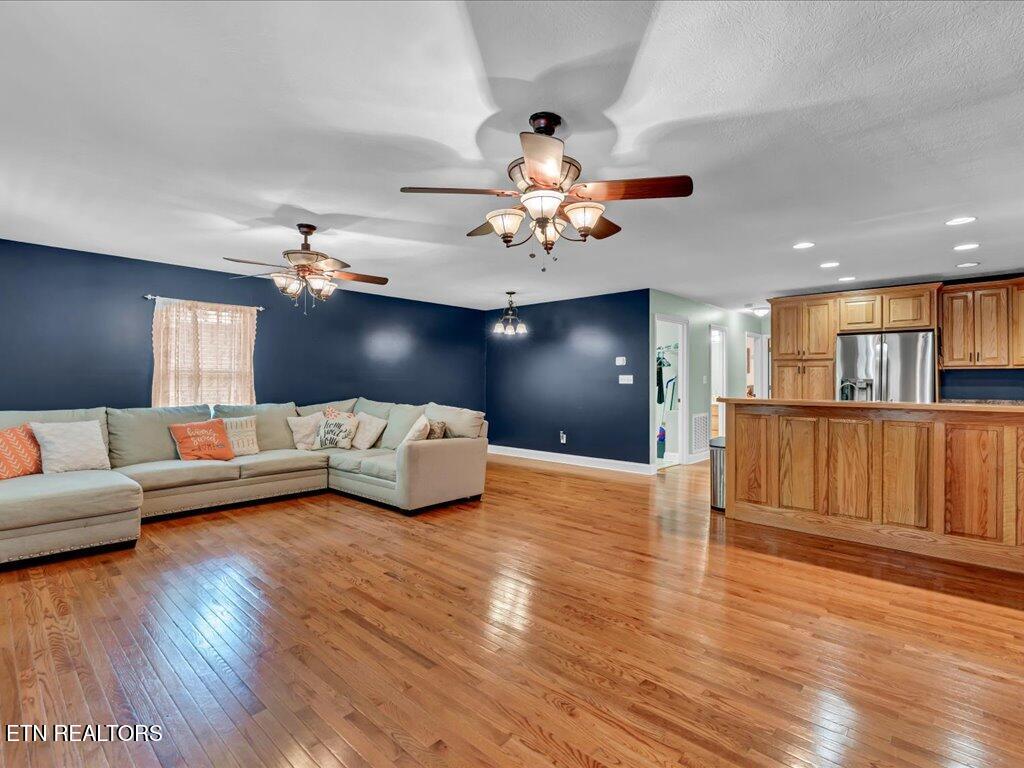 120 Oak Road Powell TN 37849