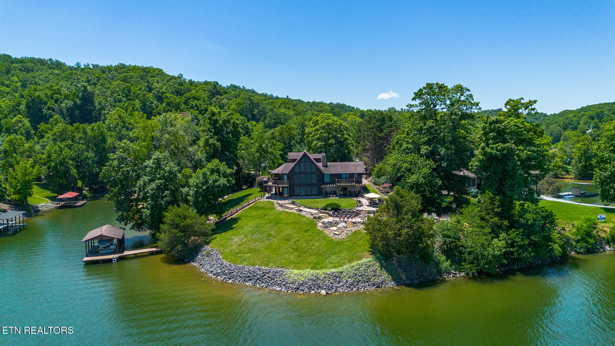 114 Chickasaw Point Ten Mile TN 37880