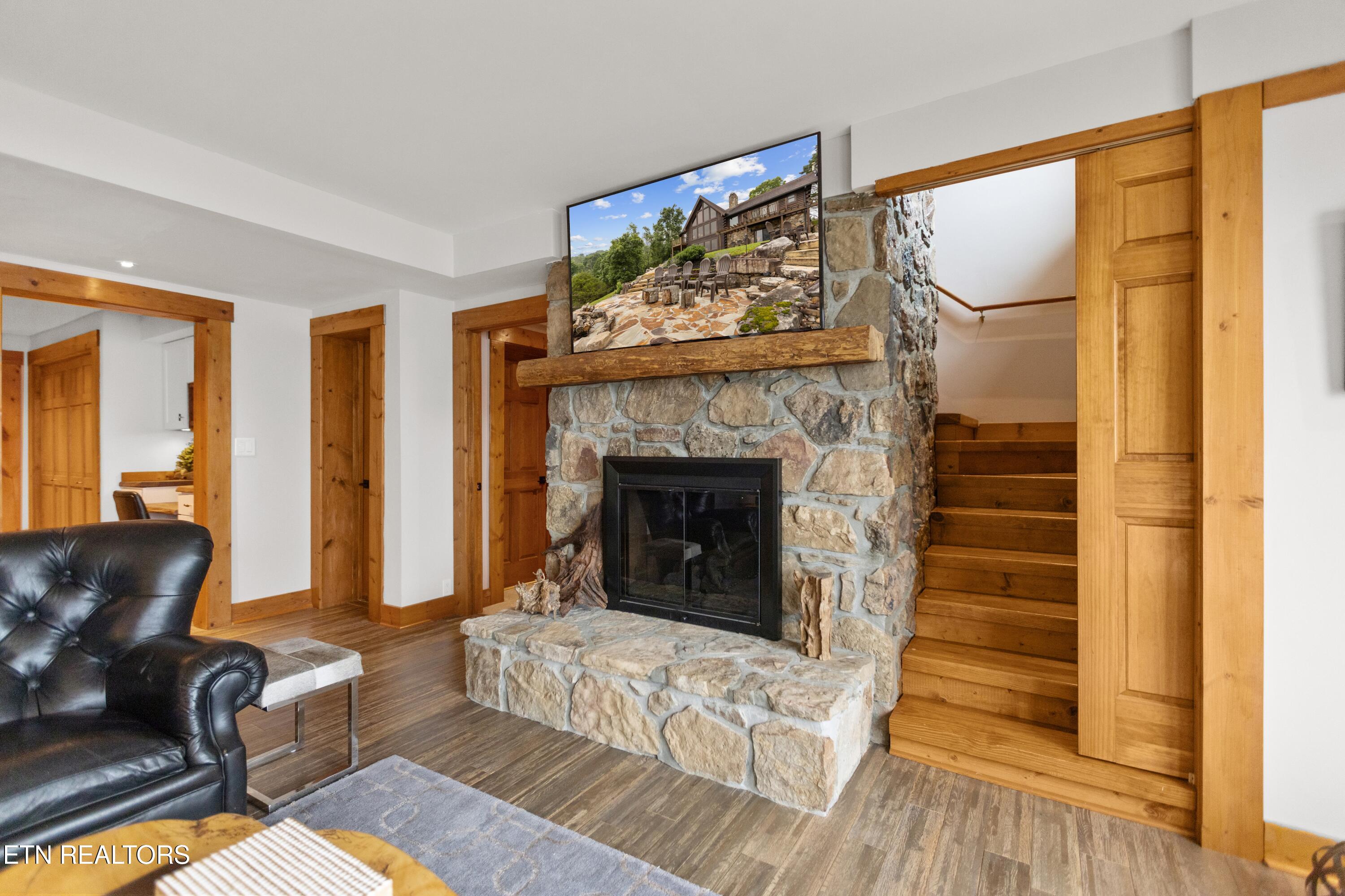 114 Chickasaw Point Ten Mile TN 37880