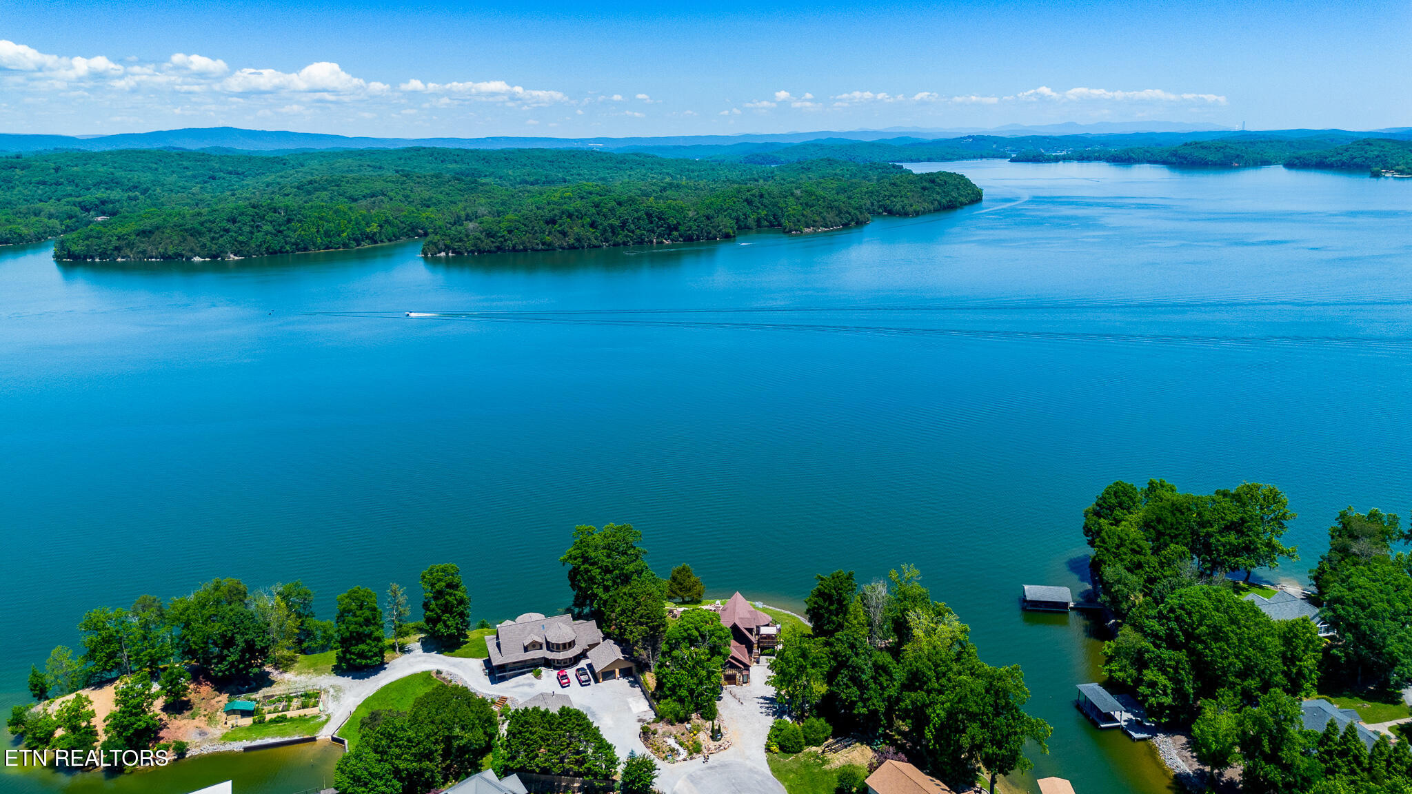 114 Chickasaw Point Ten Mile TN 37880