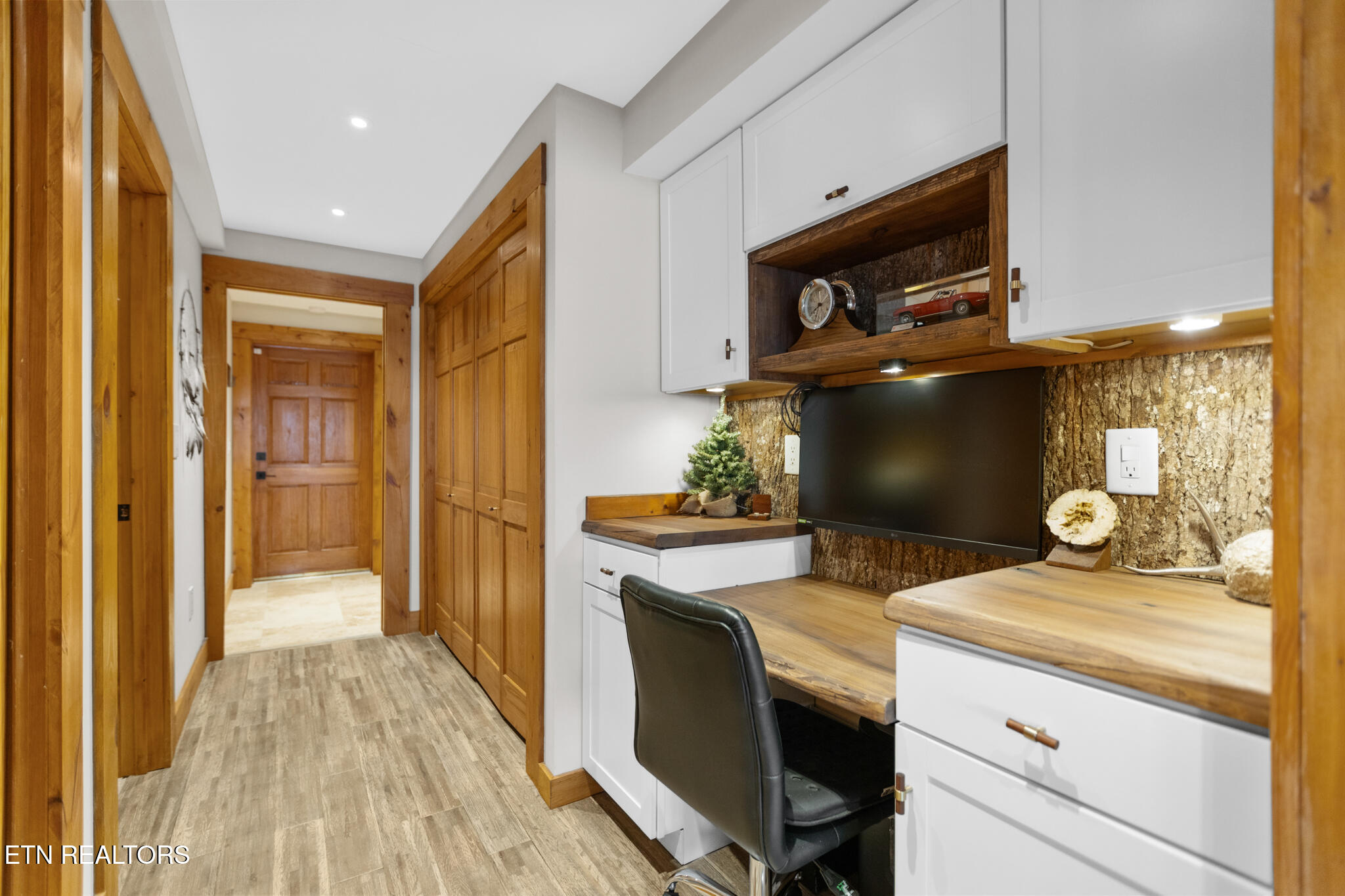 114 Chickasaw Point Ten Mile TN 37880