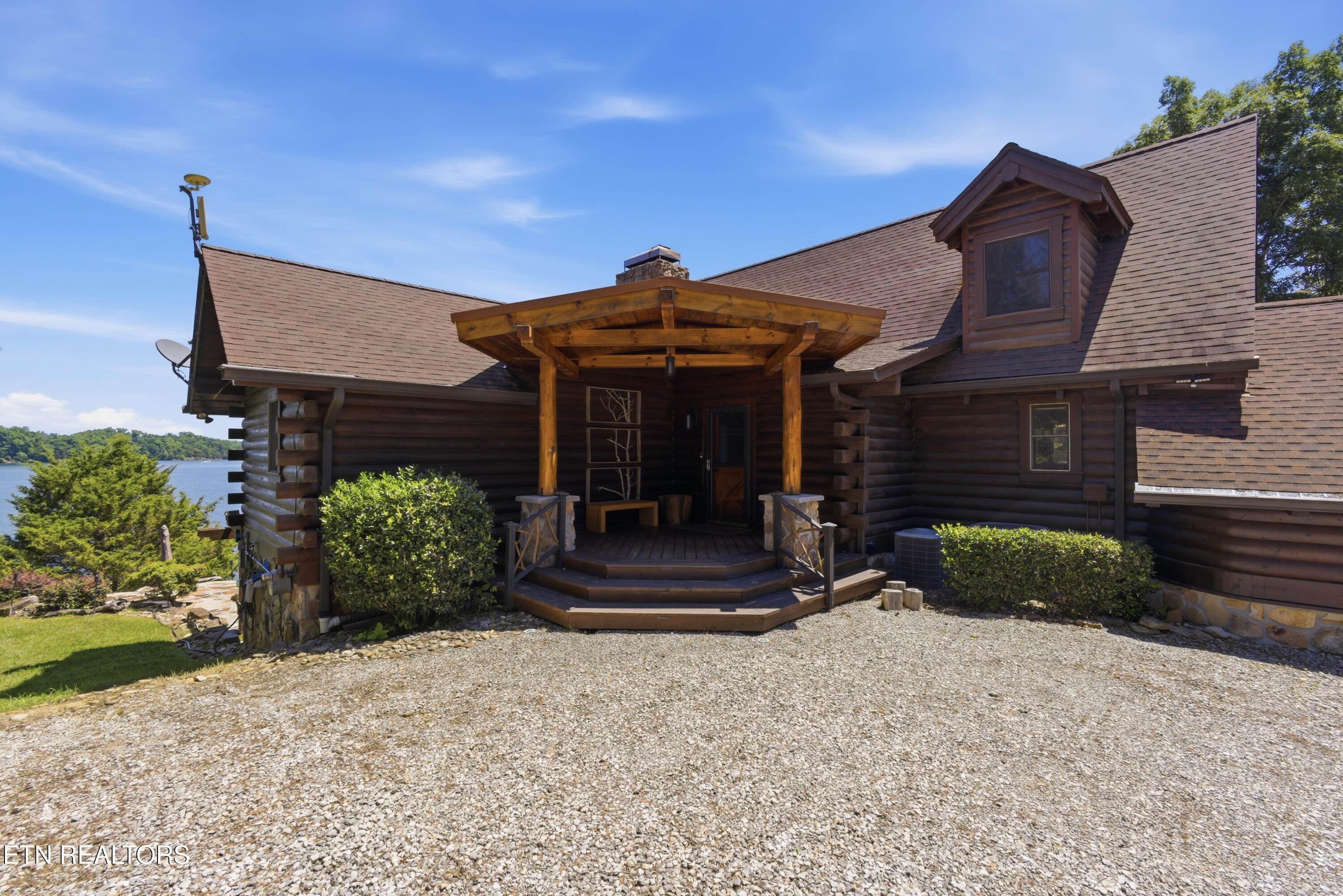 114 Chickasaw Point Ten Mile TN 37880
